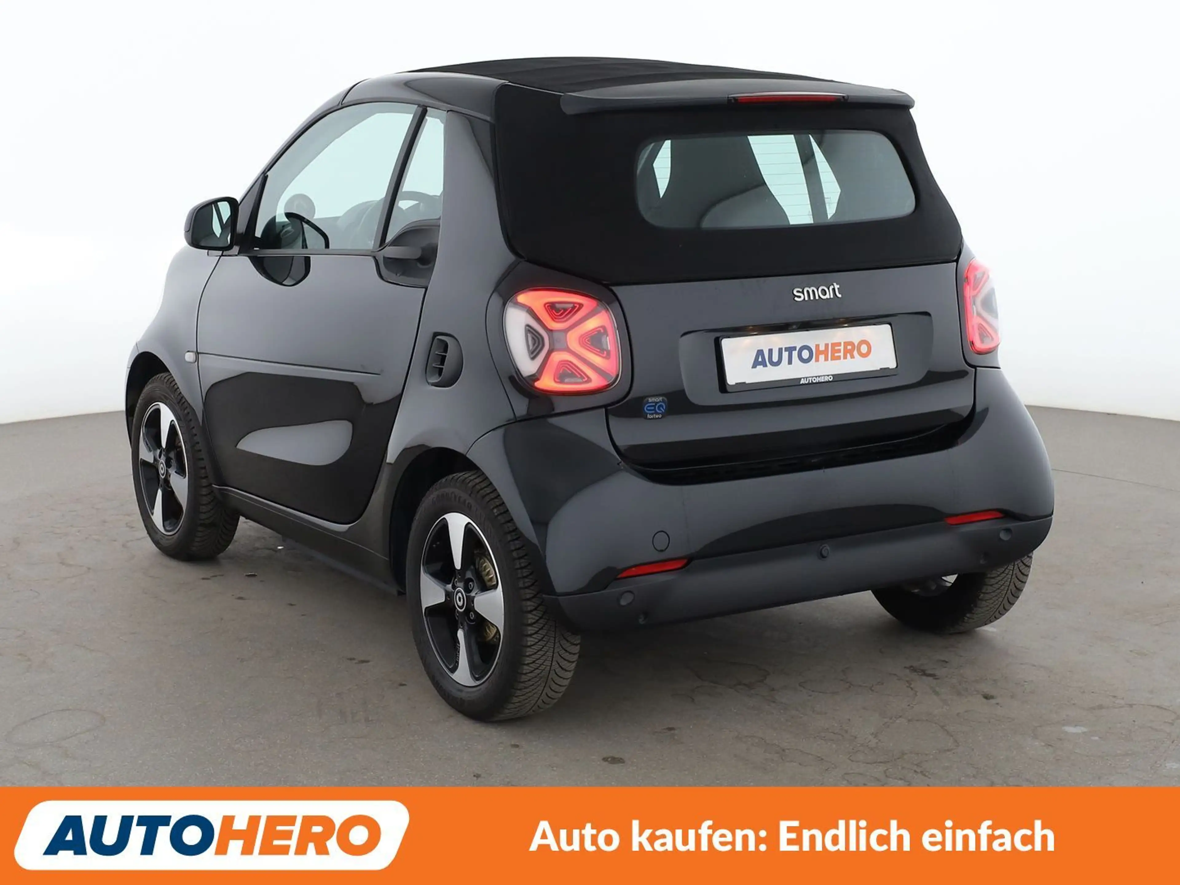 smart forTwo electric drive 60 kW passion *LED*TEMPO*PDC*SHZ* — photo 4