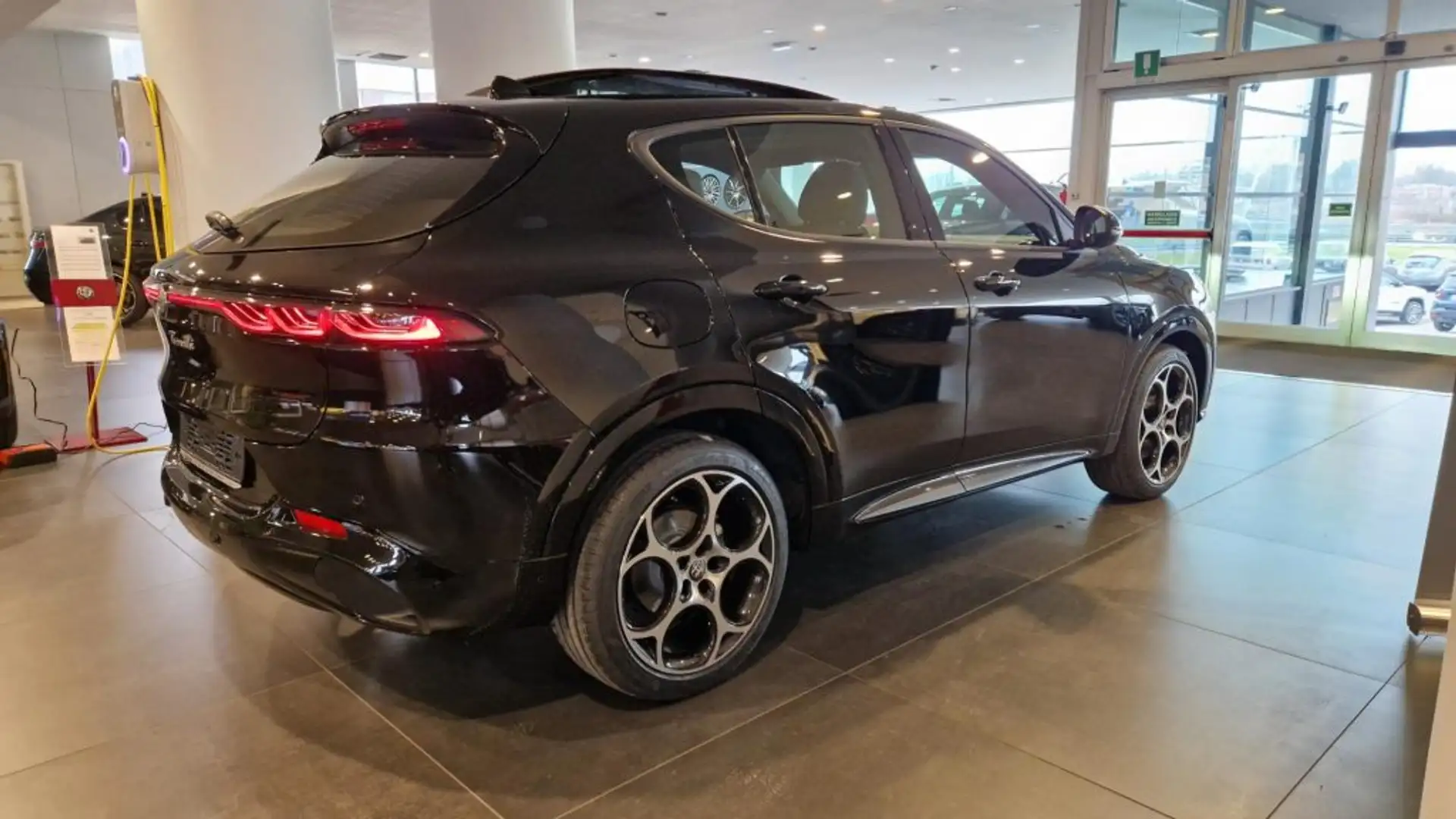 Alfa Romeo Tonale 1.5 160 CV MHEV TCT7 Sprint + Tetto + Tec + Winter Nero - 1