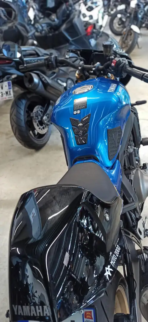 Yamaha XSR 900 Bleu - 2