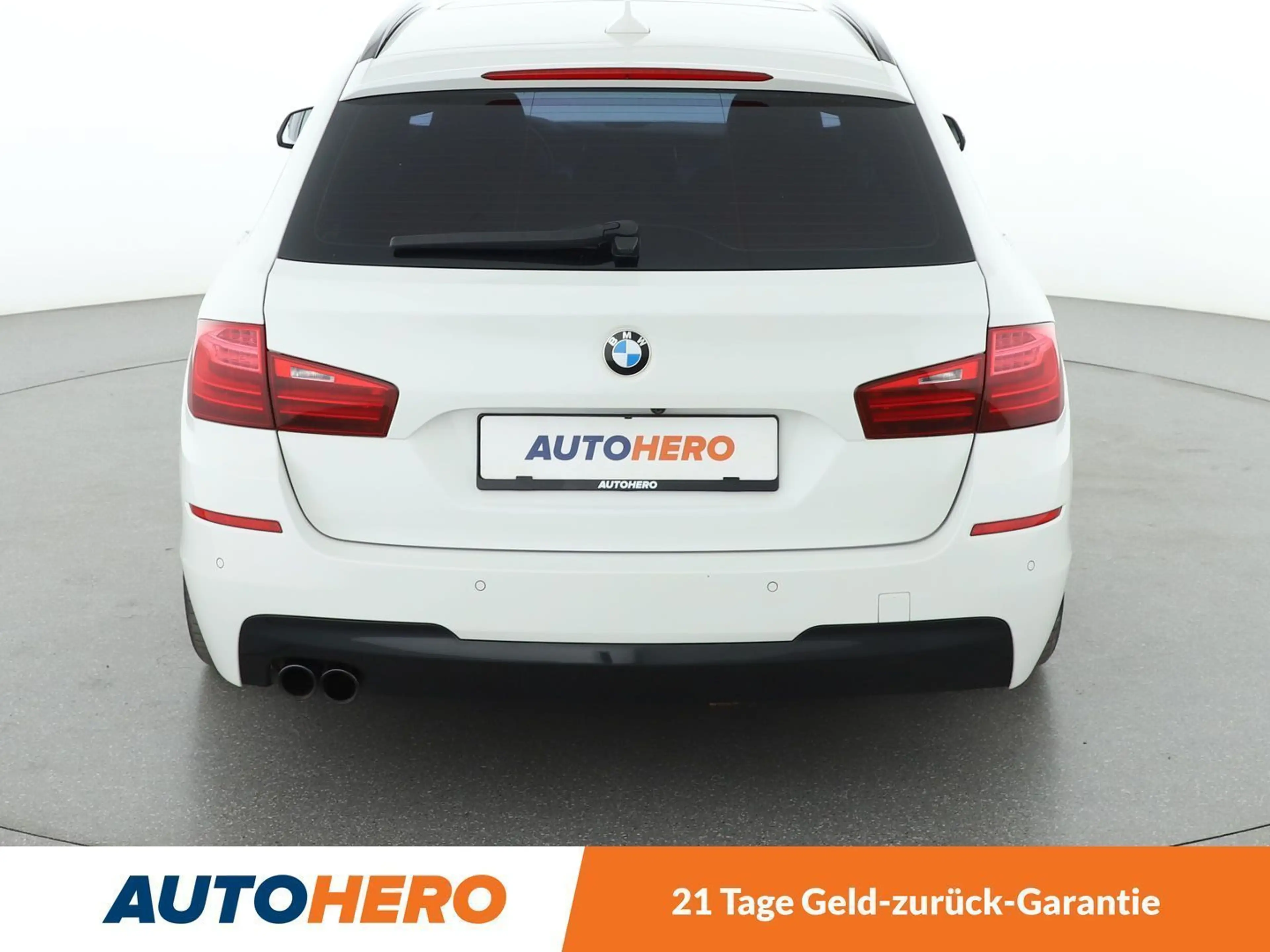 BMW 525 525d M Sport Aut.*NAVI*ACC*HUD*PANO*CAM*BI-XENON* — photo 5
