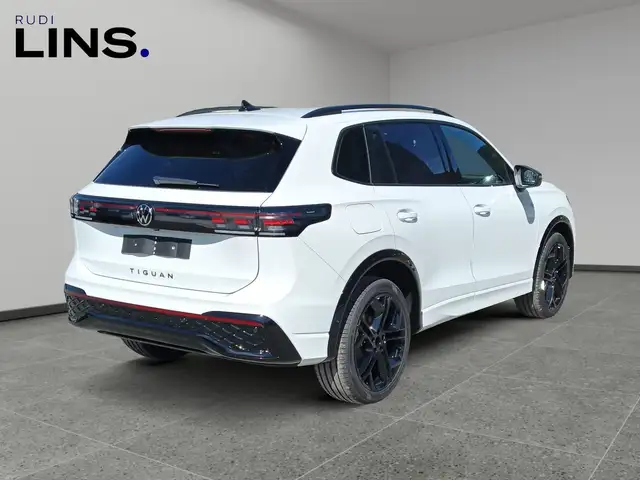 Volkswagen Tiguan R-Line TDI 4MOTION DSG Ansicht 5