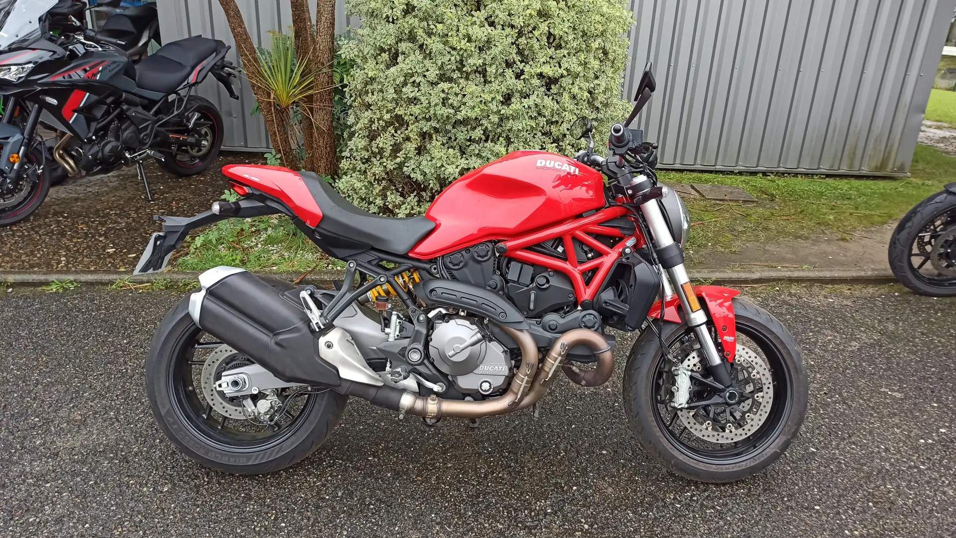Ducati Monster 821 Roşu - 2