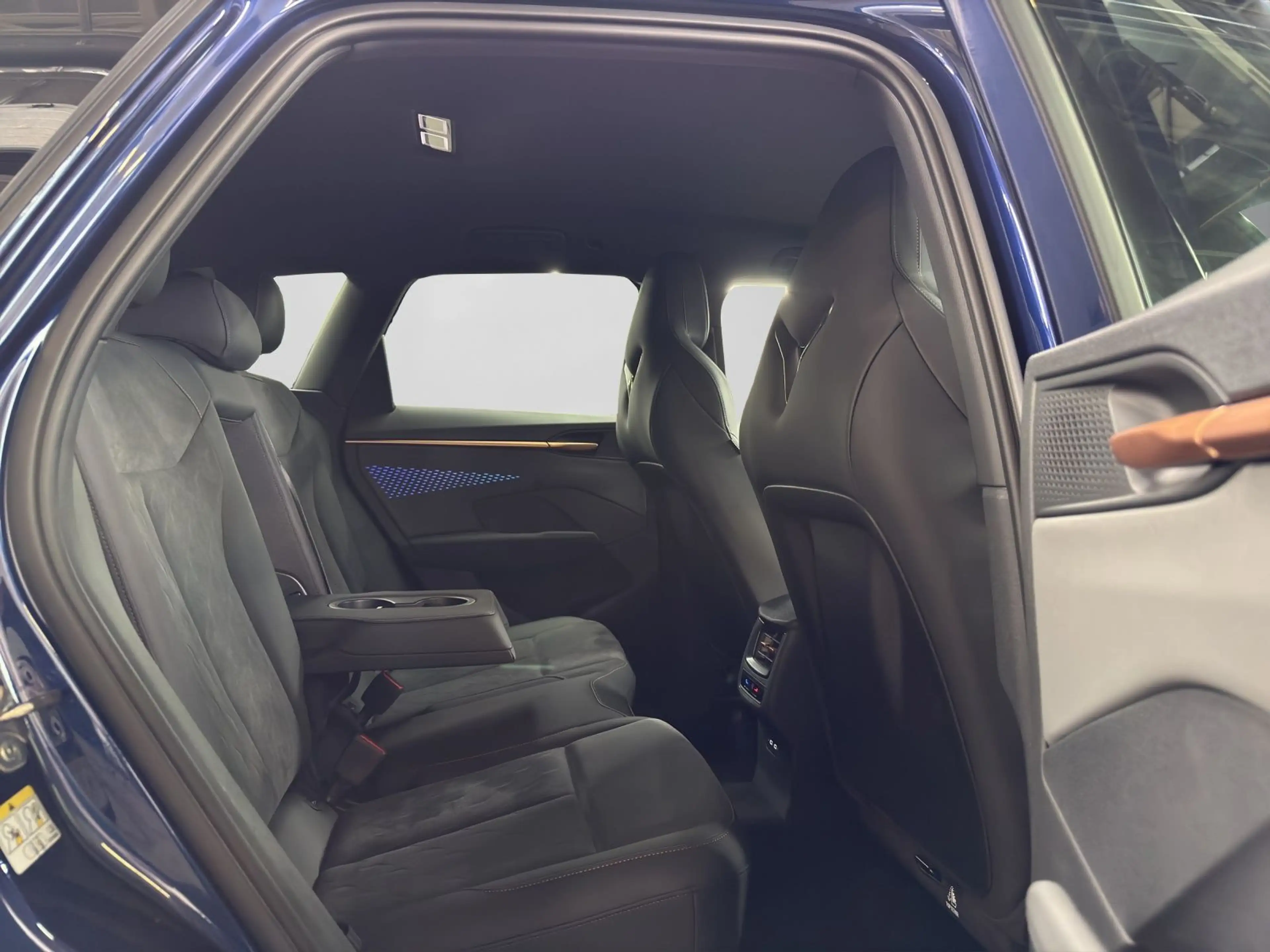 CUPRA Terramar 1.5 eTSI ALARM eSITZE HEAD-UP 360° — photo 6