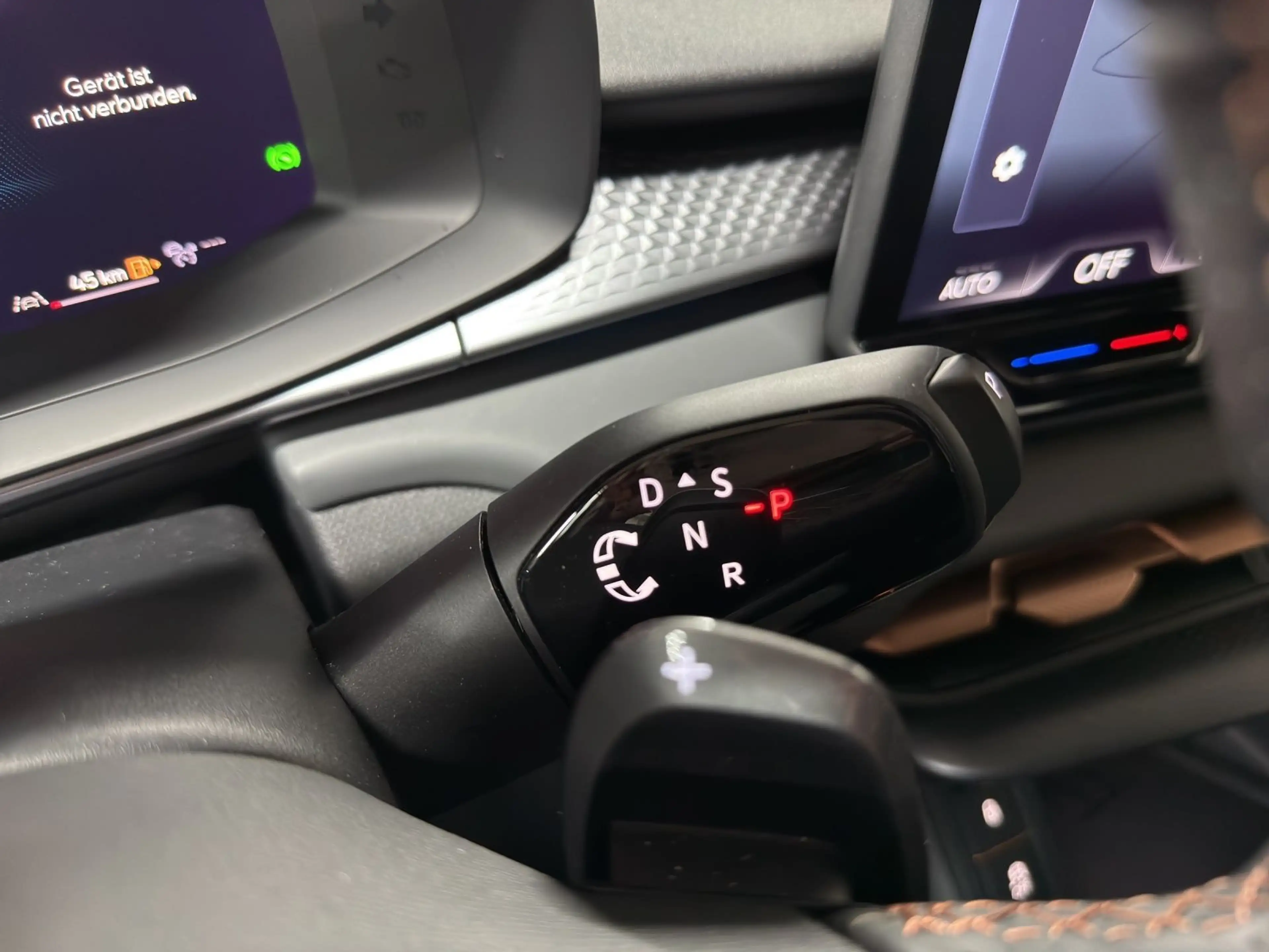 CUPRA Terramar 1.5 eTSI ALARM eSITZE HEAD-UP 360° — photo 11