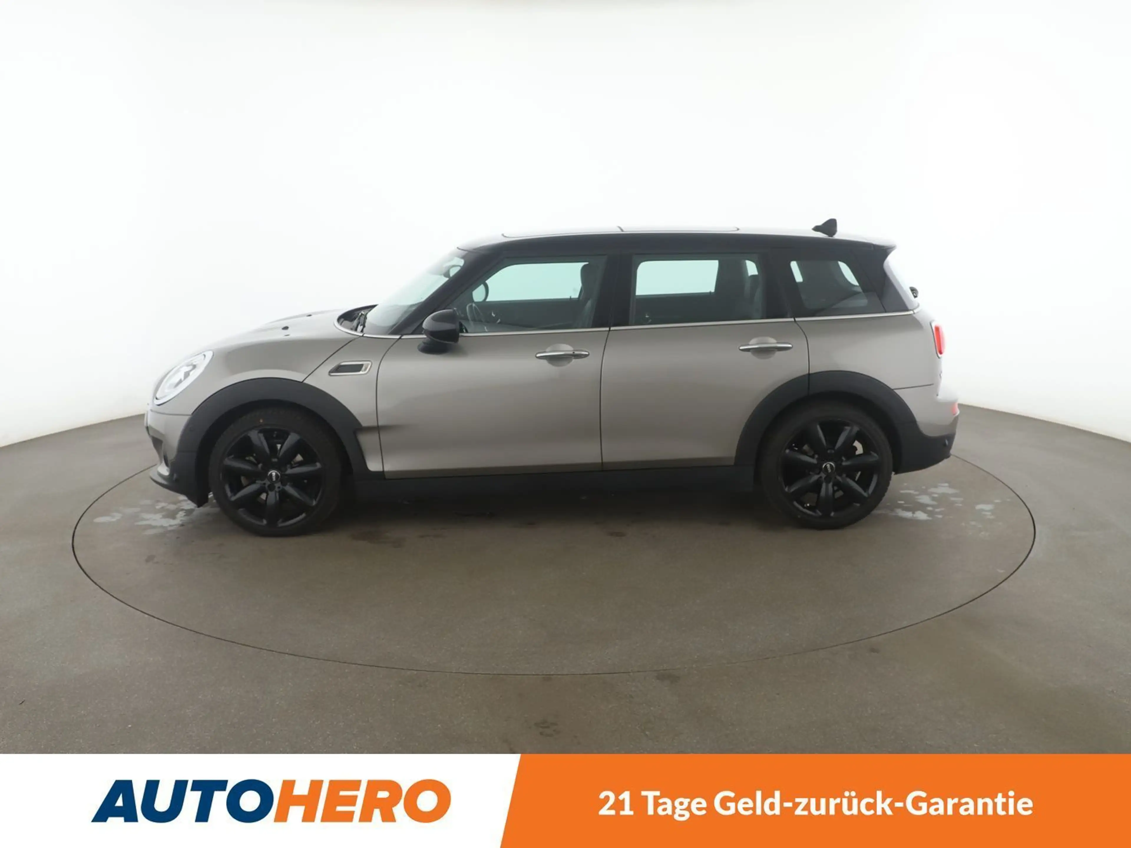 MINI Cooper Clubman Cooper Aut.*NAVI*TEMPO*PDC*SHZ*PANO*LIM* — photo 3
