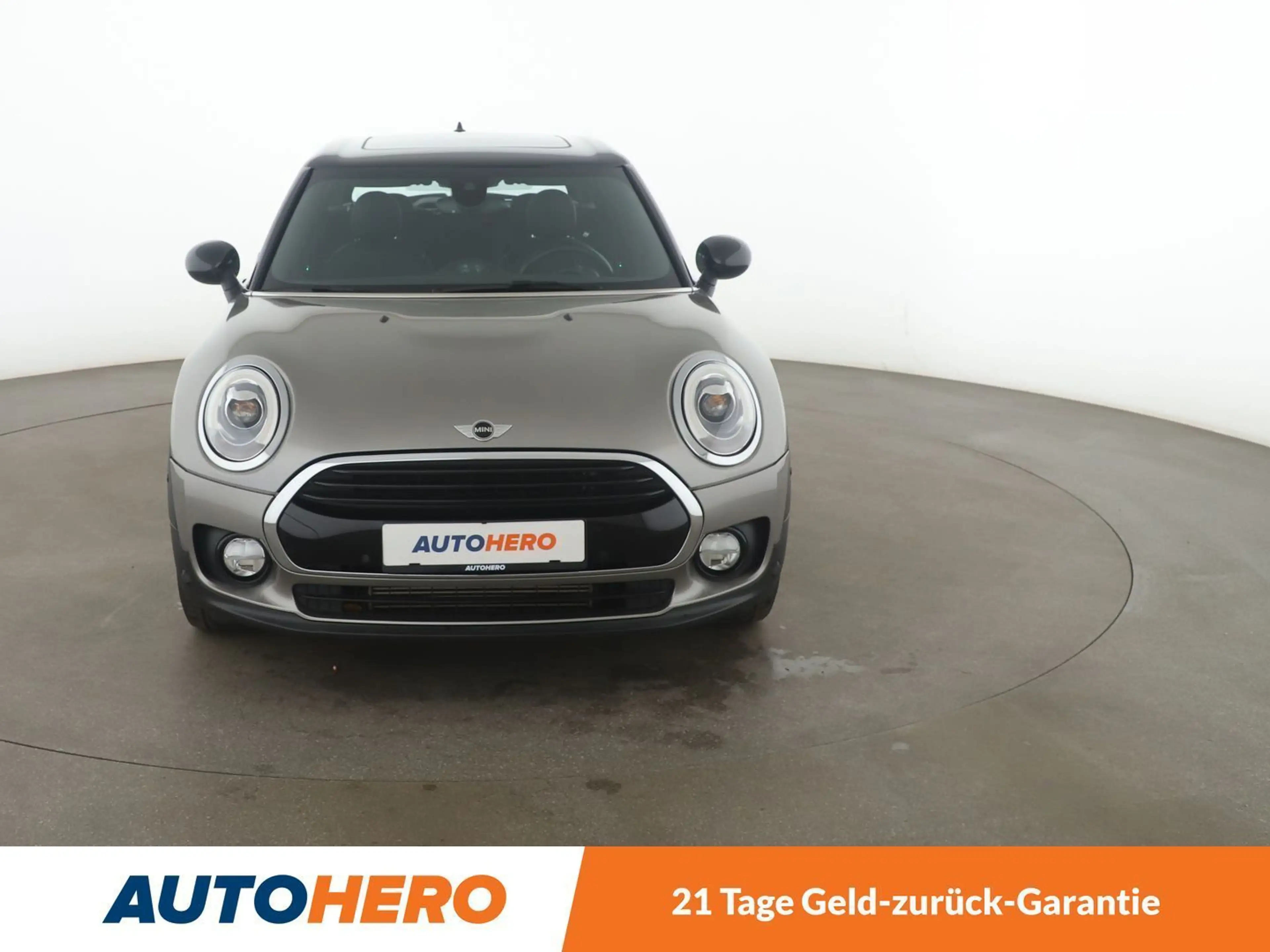 MINI Cooper Clubman Cooper Aut.*NAVI*TEMPO*PDC*SHZ*PANO*LIM* — photo 9