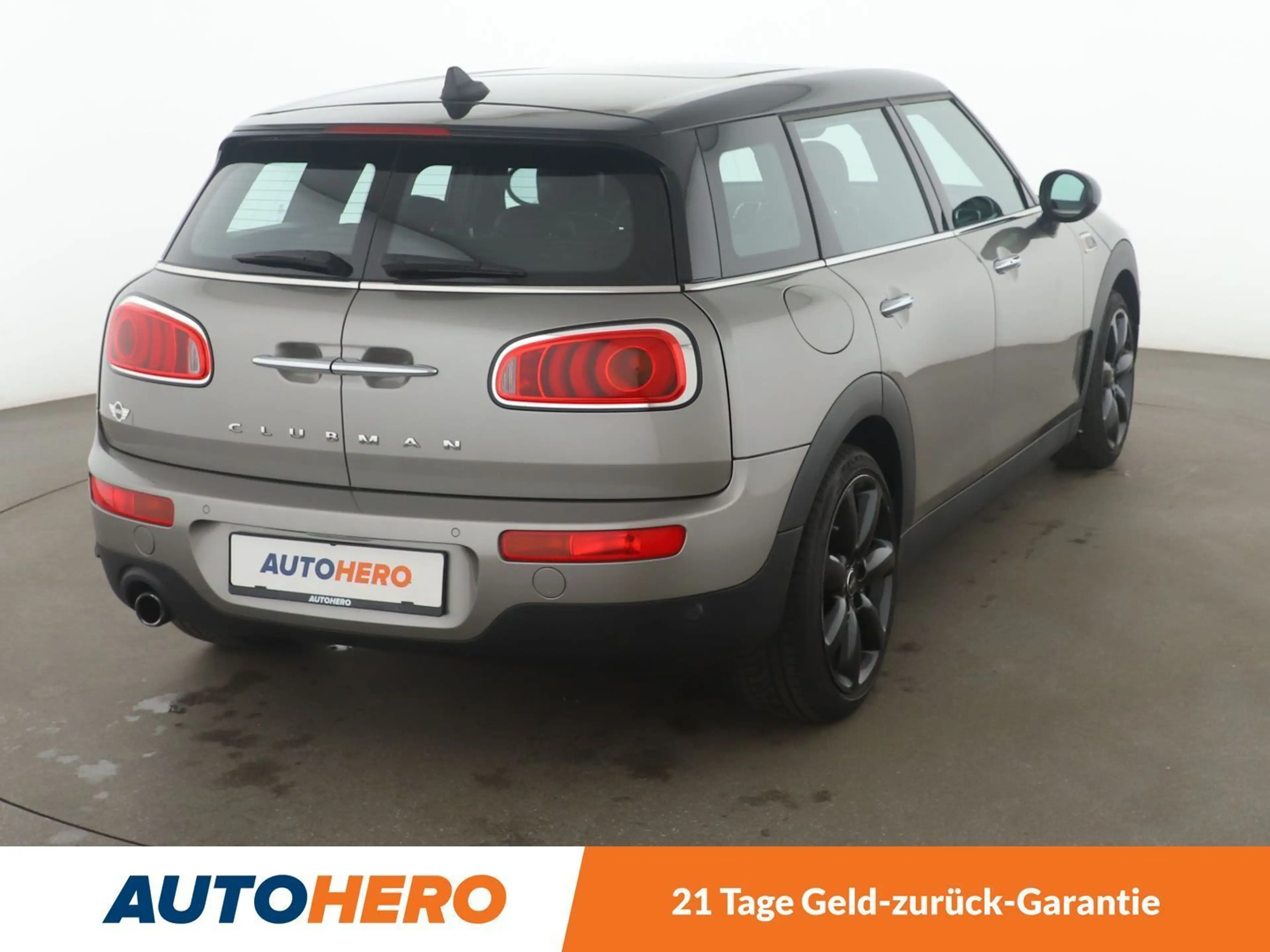 MINI Cooper Clubman Cooper Aut.*NAVI*TEMPO*PDC*SHZ*PANO*LIM* — photo 6