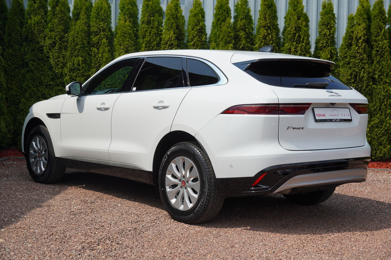 Jaguar F-Pace F-PACE 2.0 M-Hybrid Basis AWD LED Navi ACC 360° — photo 3