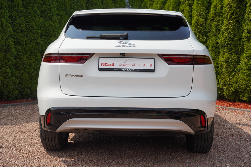 Jaguar F-Pace F-PACE 2.0 M-Hybrid Basis AWD LED Navi ACC 360° — photo 4
