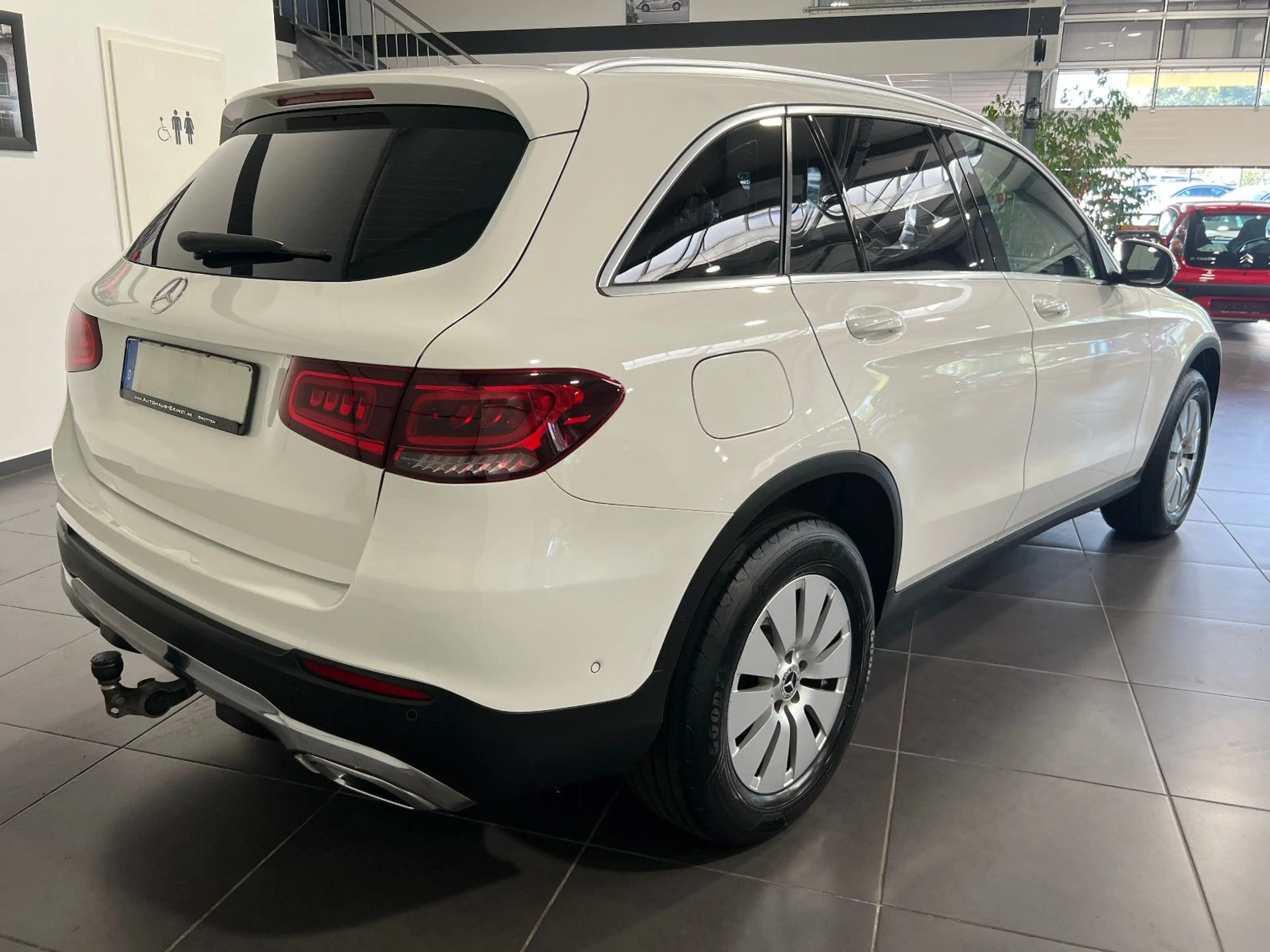Mercedes-Benz GLC 220 d 4Matic Automatik **LED*AHK*Tempomat** — photo 6