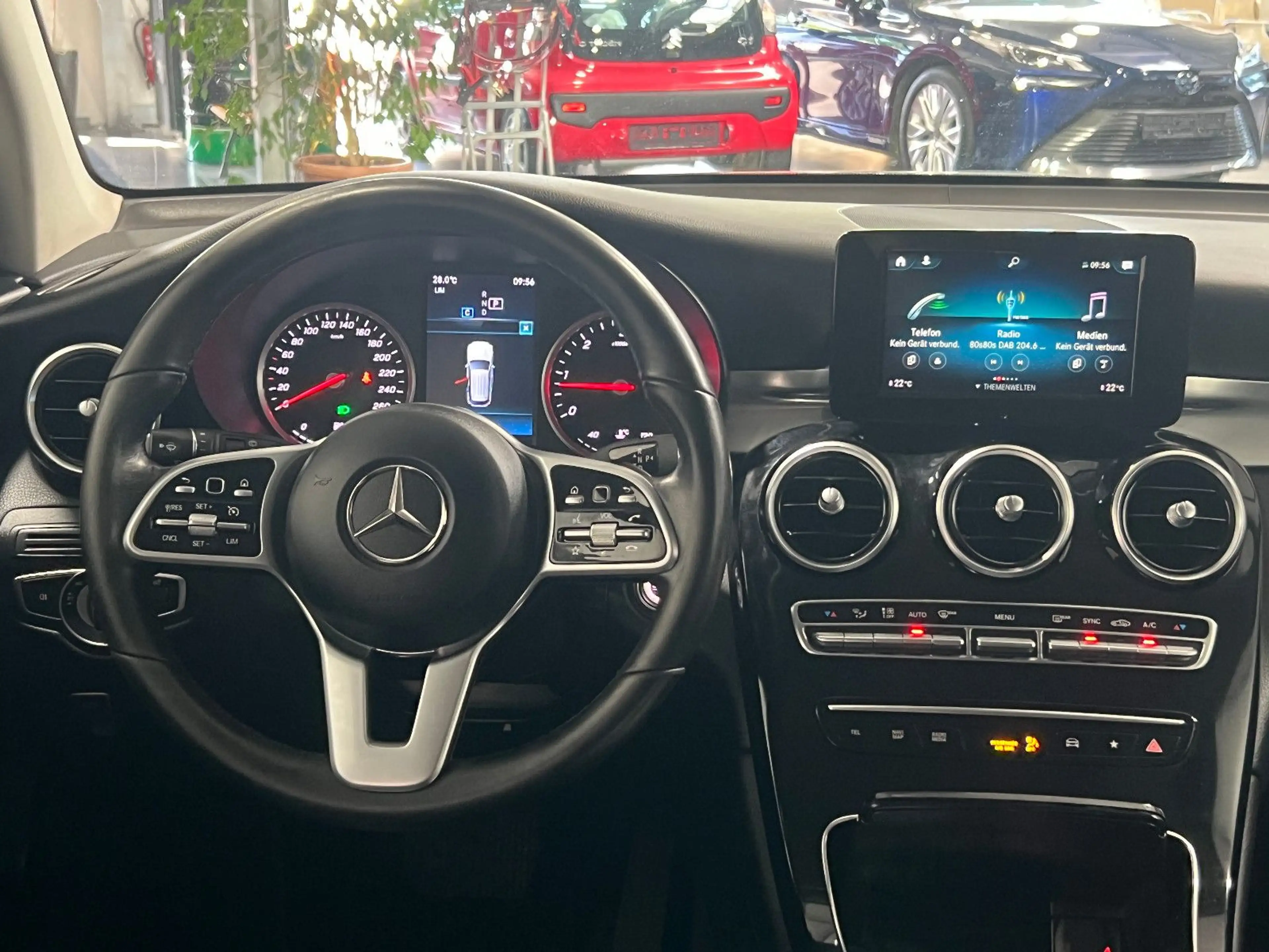 Mercedes-Benz GLC 220 d 4Matic Automatik **LED*AHK*Tempomat** — photo 11
