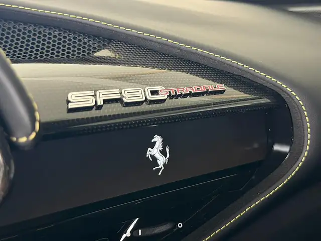 Ferrari SF90 Stradale *ASSETTO FIORANO*RACING SEATS*JBL*CARBON Ansicht 38