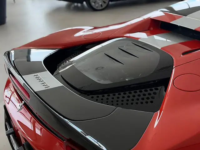 Ferrari SF90 Stradale *ASSETTO FIORANO*RACING SEATS*JBL*CARBON Ansicht 14