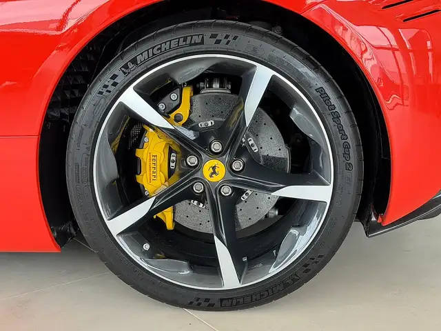 Ferrari SF90 Stradale *ASSETTO FIORANO*RACING SEATS*JBL*CARBON Ansicht 16