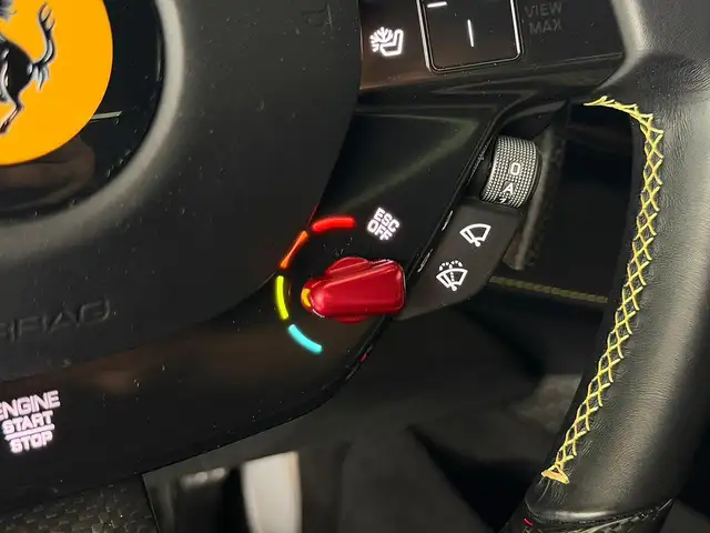 Ferrari SF90 Stradale *ASSETTO FIORANO*RACING SEATS*JBL*CARBON Ansicht 29