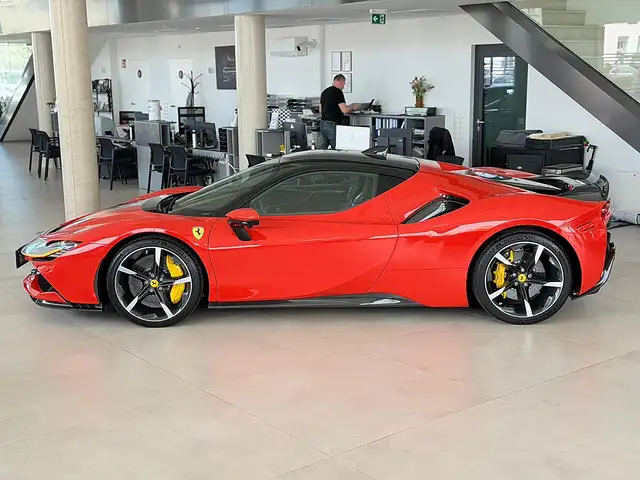 Ferrari SF90 Stradale *ASSETTO FIORANO*RACING SEATS*JBL*CARBON Ansicht 3