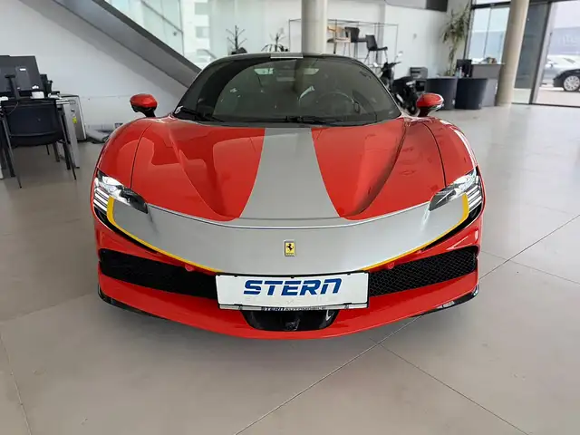 Ferrari SF90 Stradale *ASSETTO FIORANO*RACING SEATS*JBL*CARBON Ansicht 12