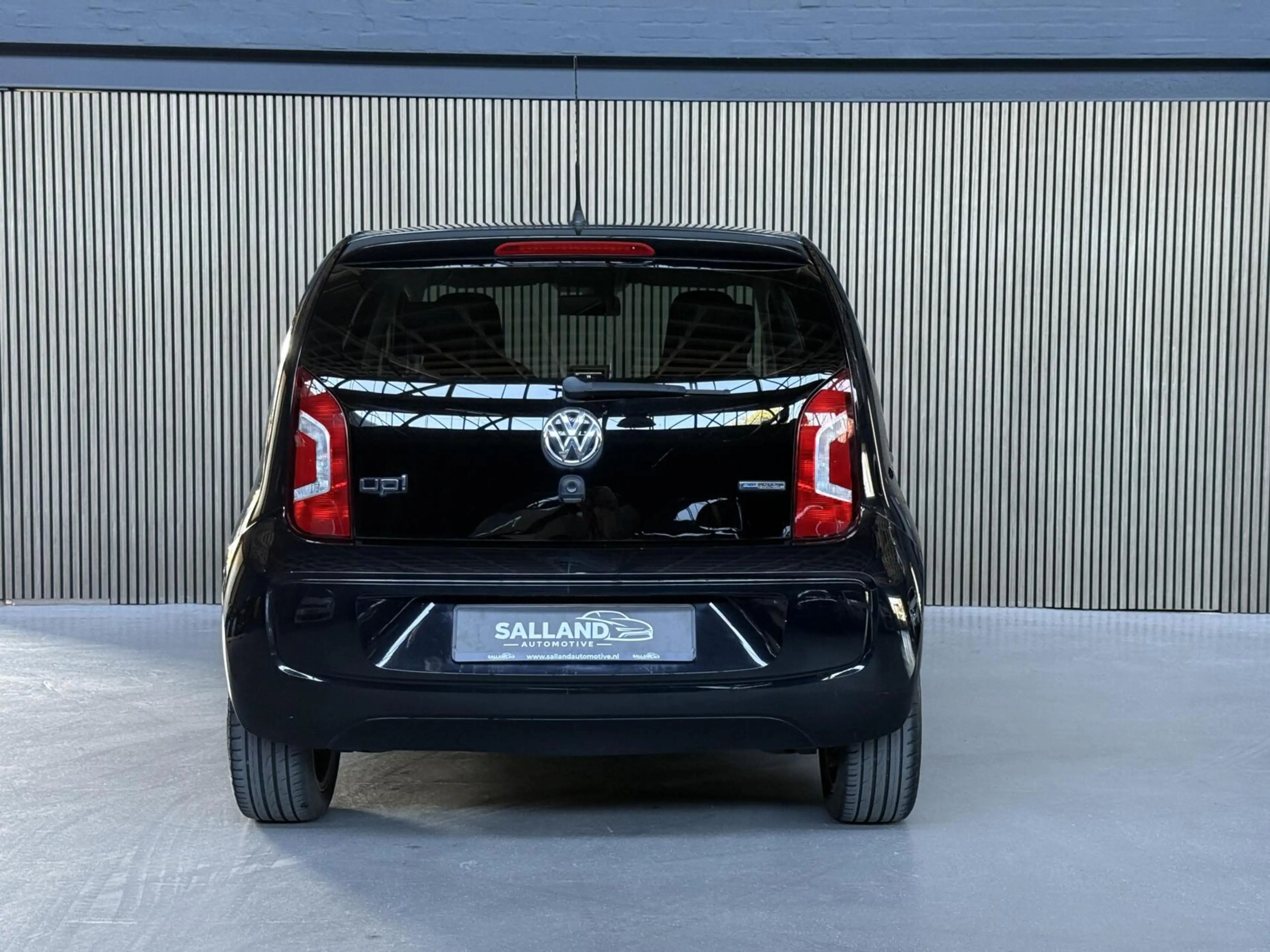 Volkswagen up! 1.0 take up! BlueMotion BLACK EDITON|NL AUTO — photo 10
