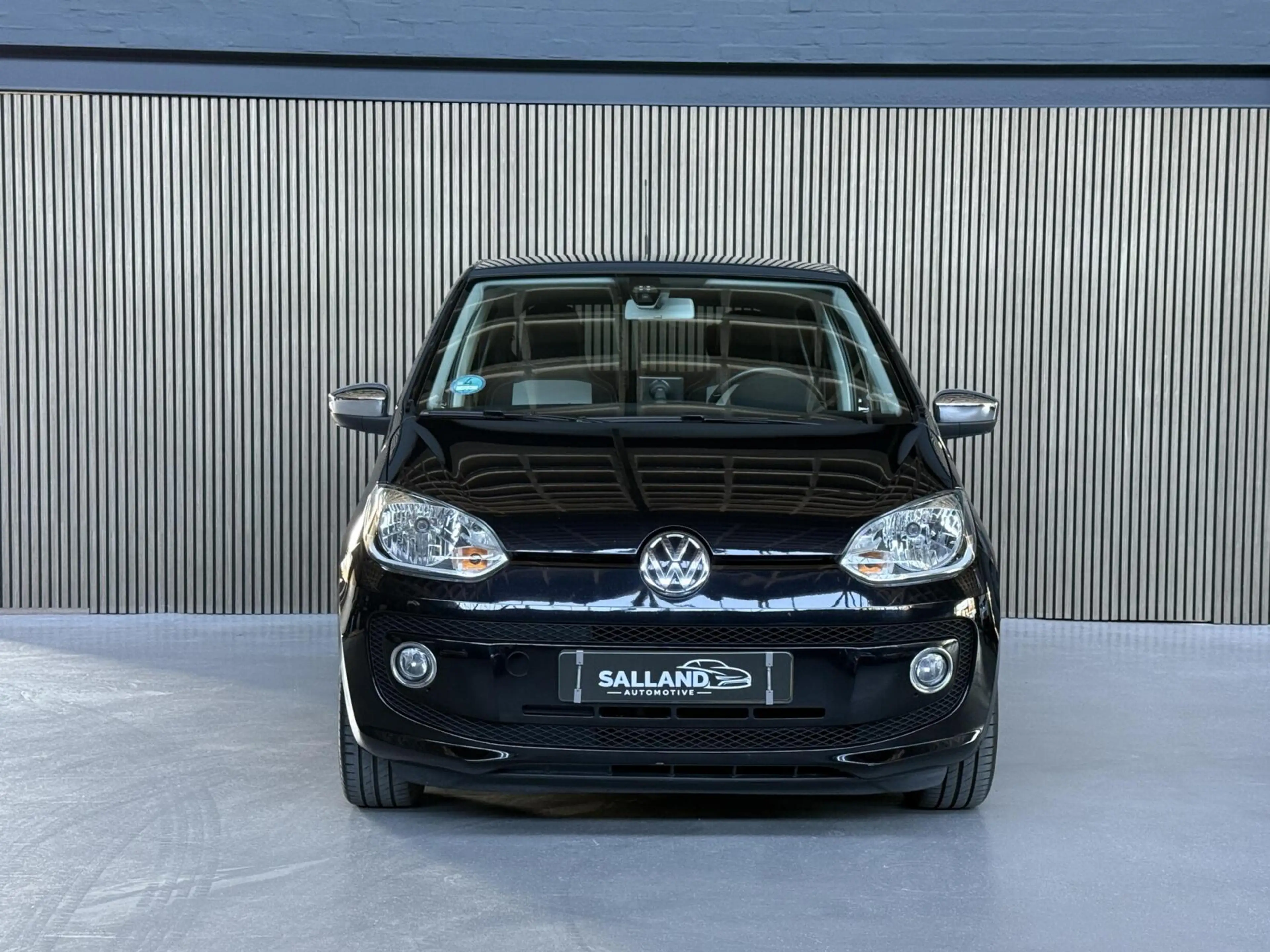 Volkswagen up! 1.0 take up! BlueMotion BLACK EDITON|NL AUTO — photo 7