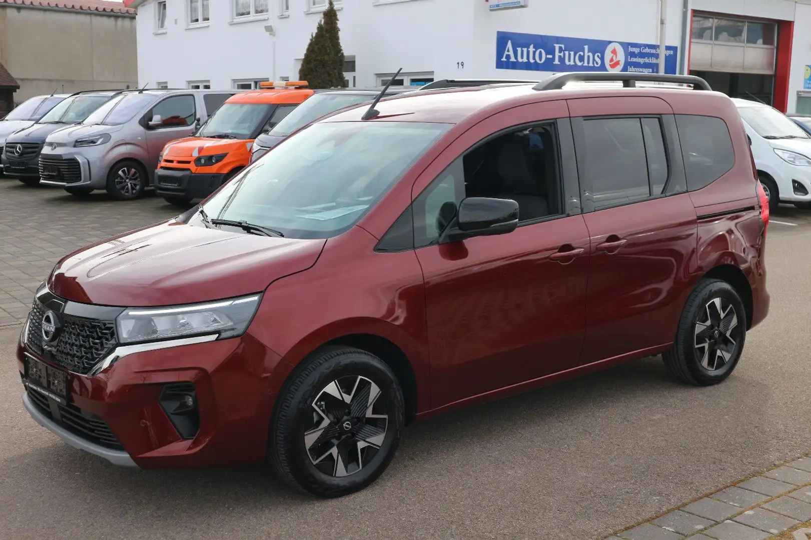 Nissan Townstar Kombi Tekna 5-Sitzer AHK 1500kg LED ALU Roşu - 1