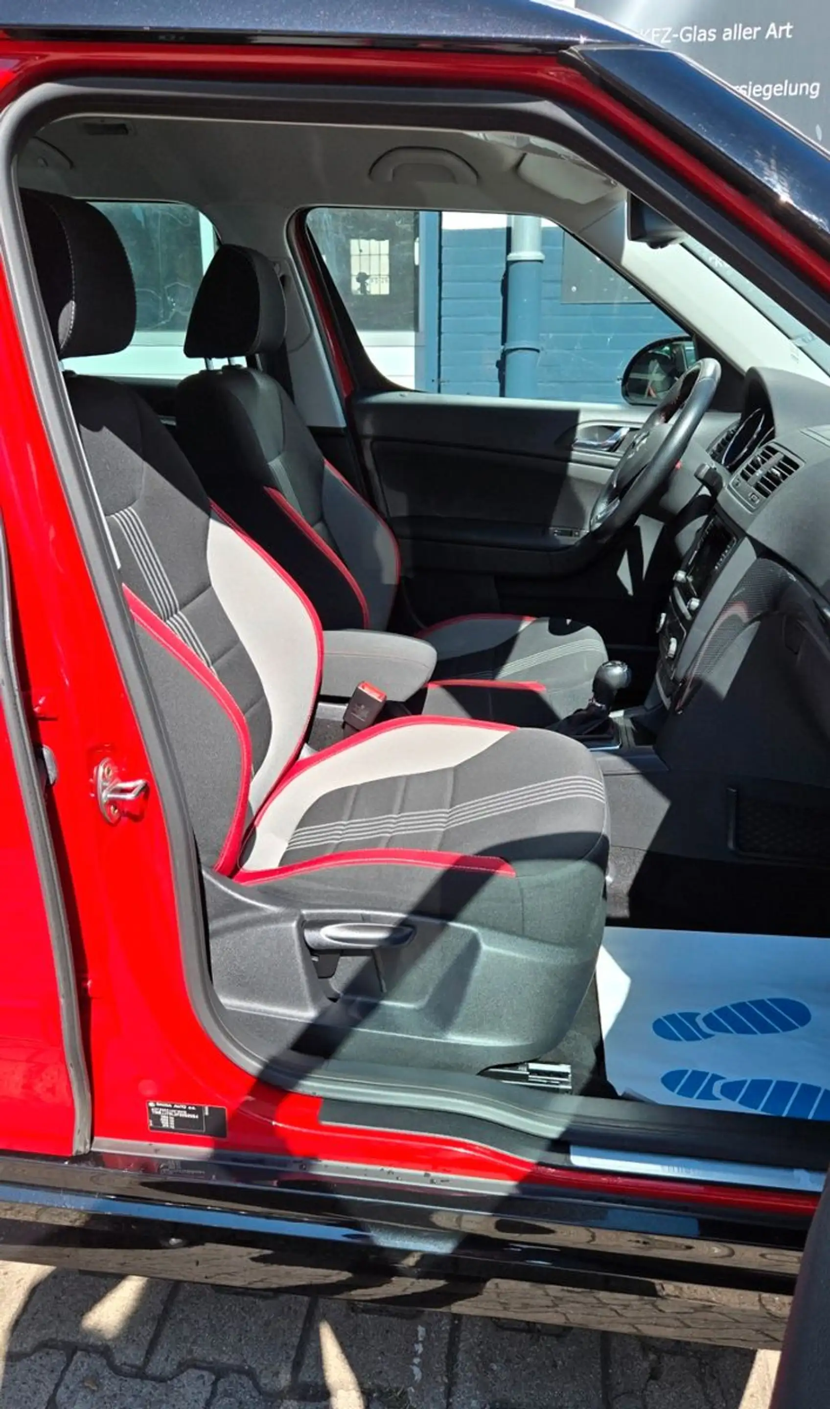 Skoda Yeti 1.Hand Monte Carlo Anhängerkupplung Navi — photo 12