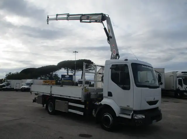 Iveco Renault MIDLUM 120/21 GRU PM 8523 4 PIEDI CAS. FIS