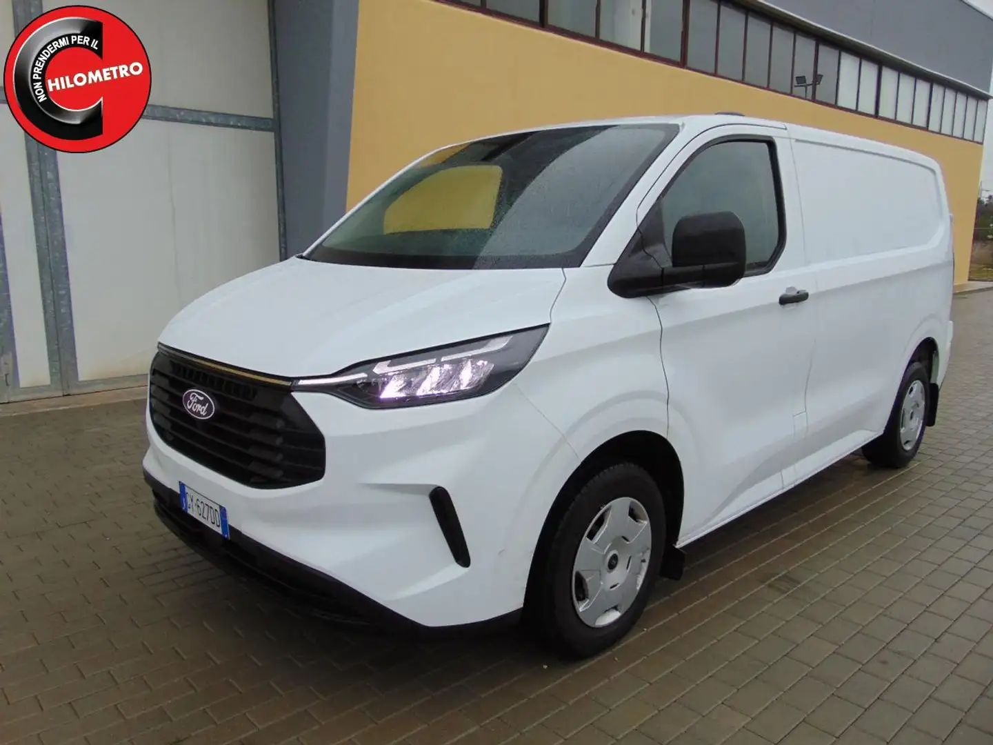 Ford Tourneo Custom V710 280 2.0 ecoblue 136cv Trend L1H1 (+ IVA) Bianco - 1