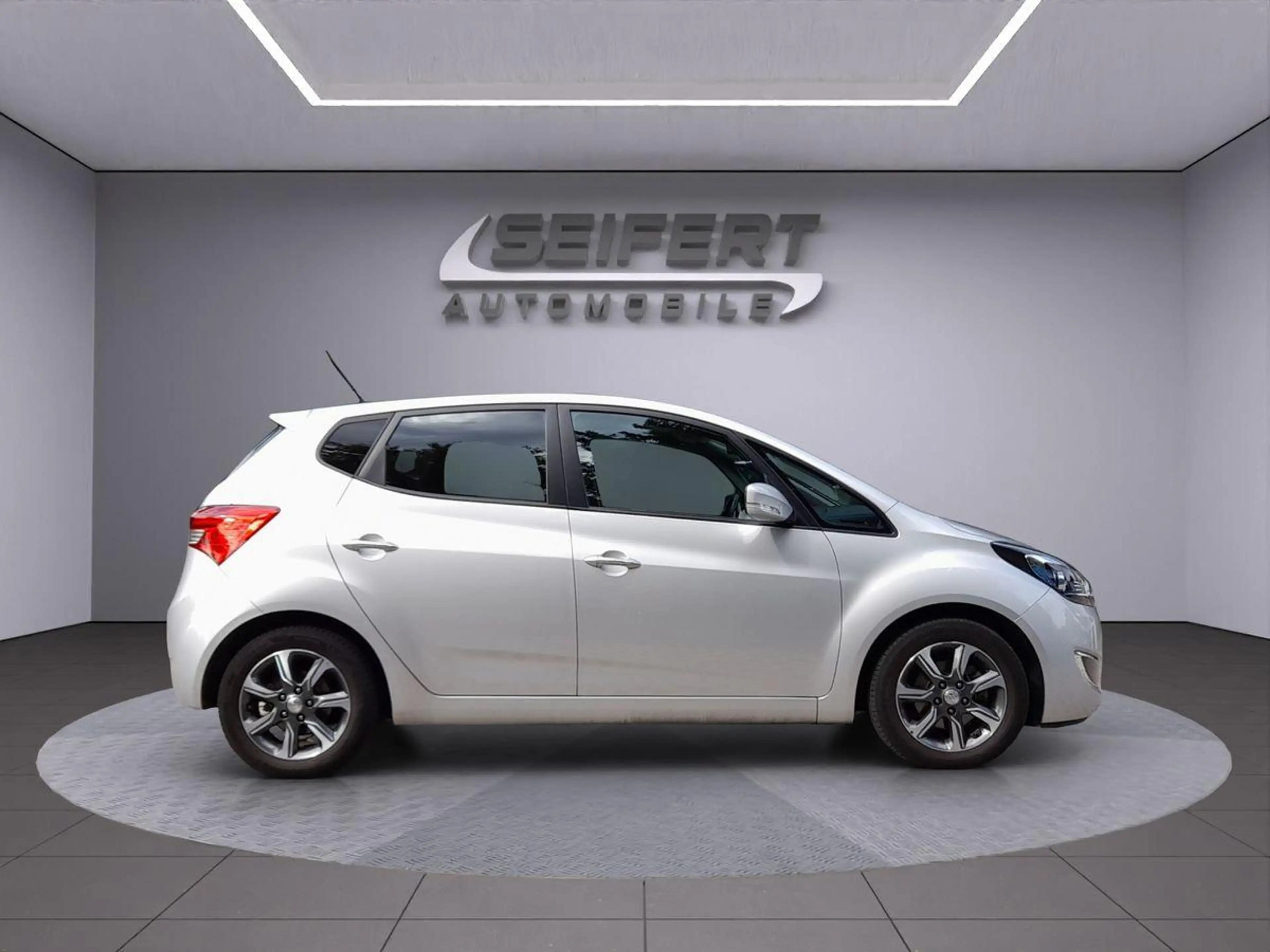 Hyundai iX20 I 1.6 CRDi I 116 PS I TEMPOMAT I USB I LM-Felgen I — photo 6