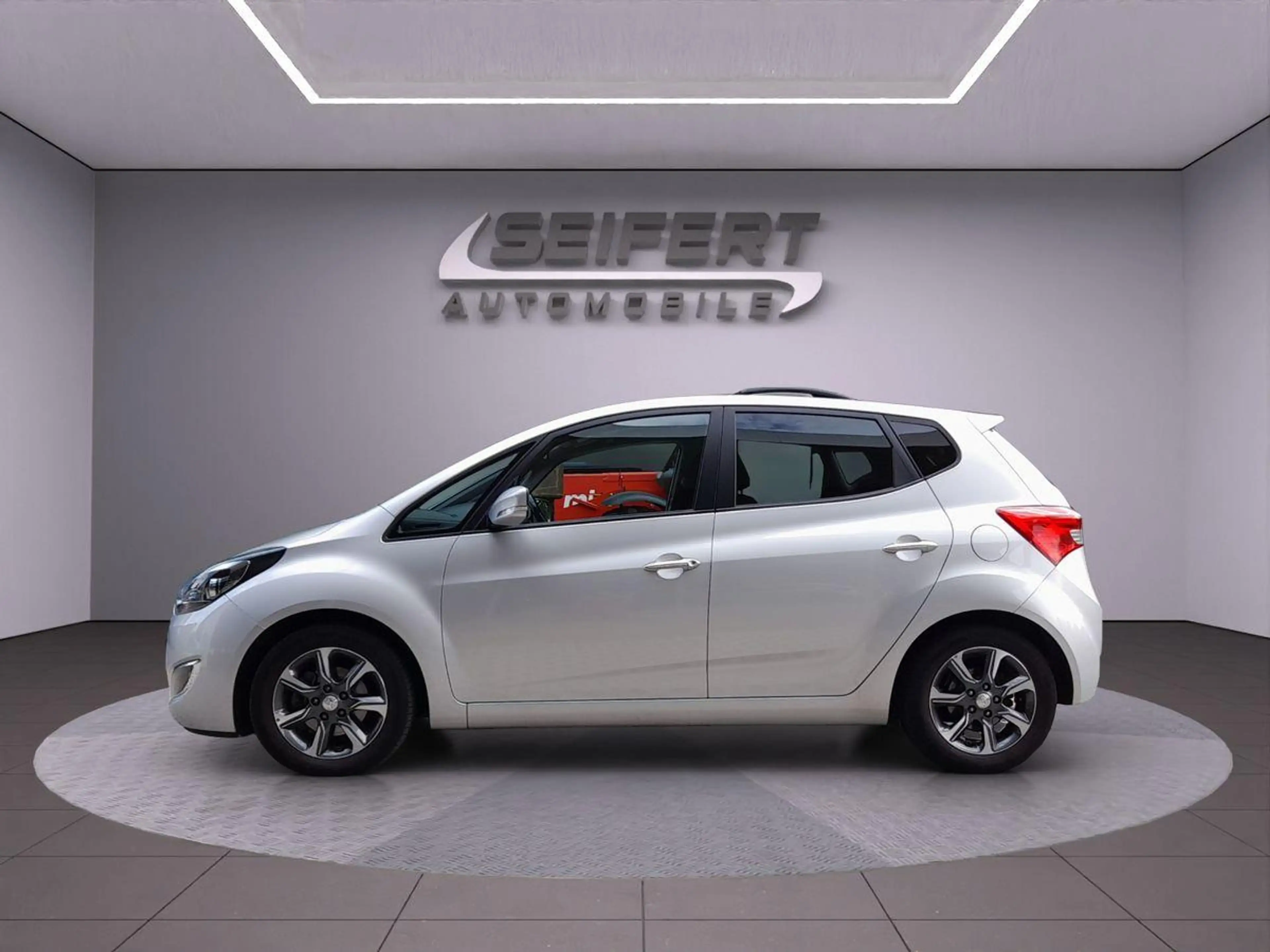Hyundai iX20 I 1.6 CRDi I 116 PS I TEMPOMAT I USB I LM-Felgen I — photo 2