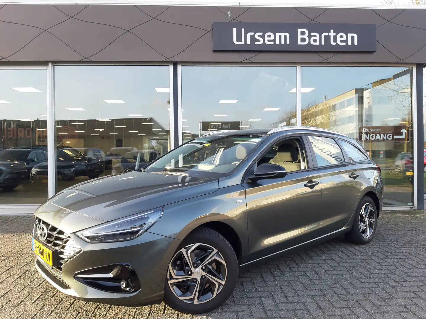 Hyundai i30 Wagon 1.0 T-GDi MHEV Comfort Smart Grijs - 2