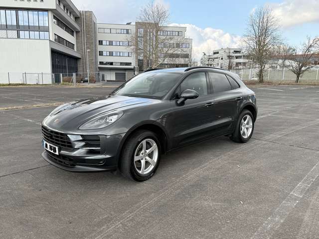Imagine Porsche Macan Basis