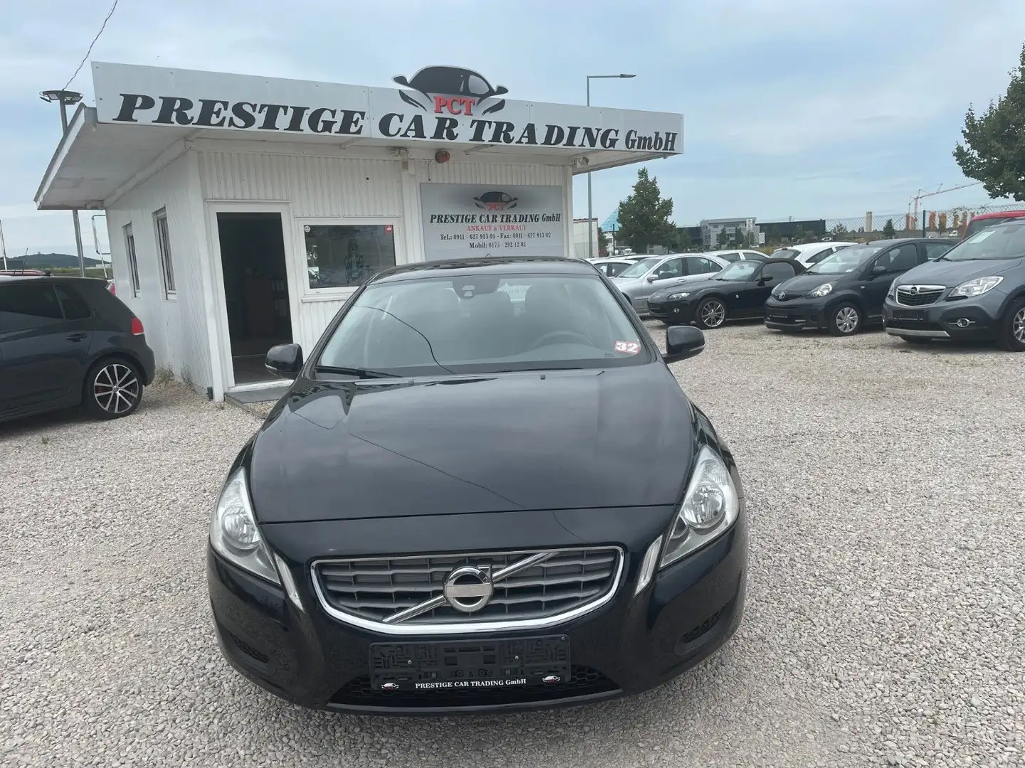 Volvo S60 Basis *2.HAND* Schwarz - 2