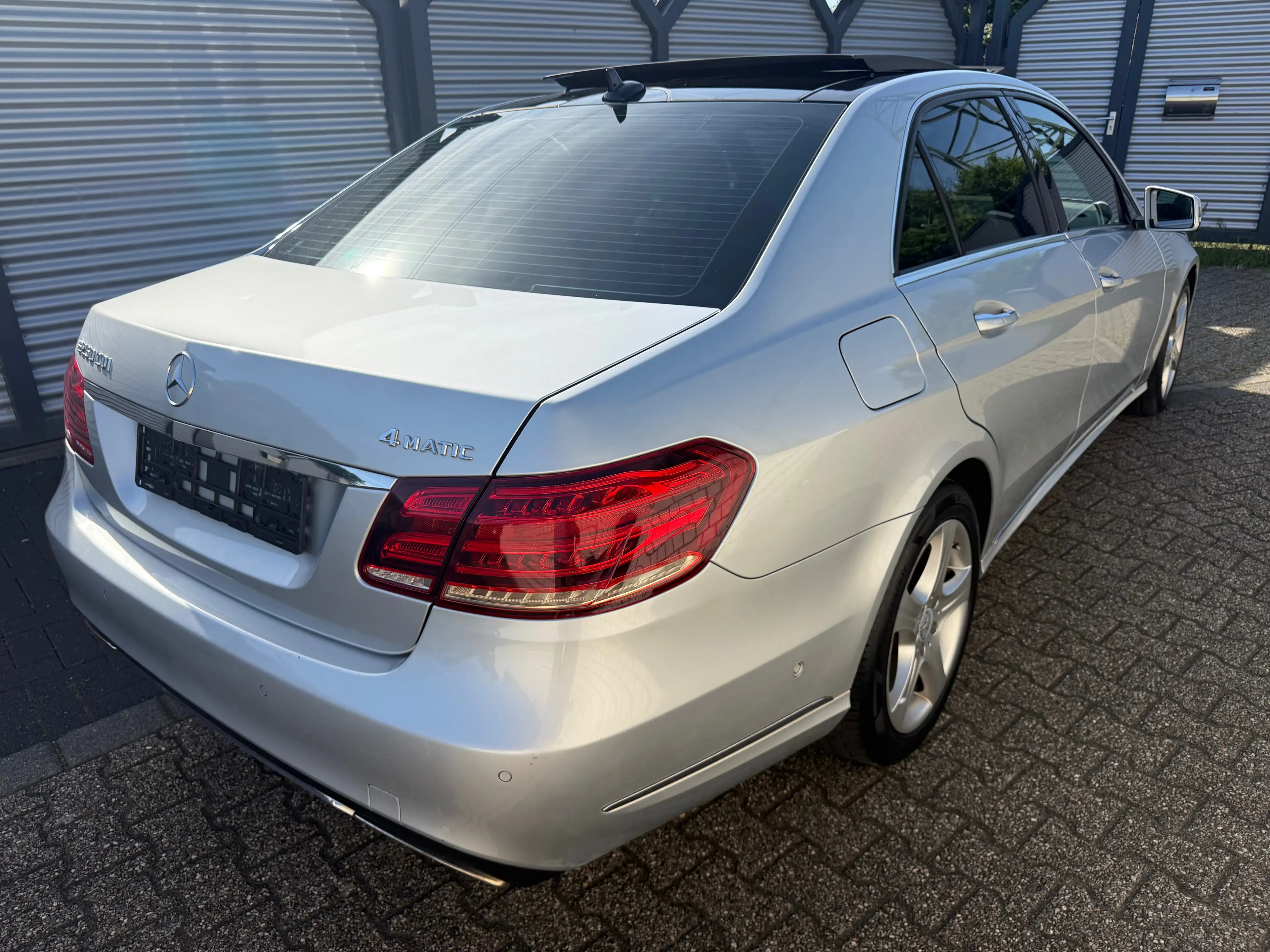 Mercedes-Benz E 250 E250 CDI Sch*Leder*Kamera*LED*Tempomat*Navi*Keyles Go*Memory sitze — photo 4