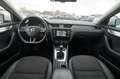 Skoda Octavia Combi 2.0 TDI |Navi| |AHK| |EURO6| |18`| Weiß - thumbnail 9