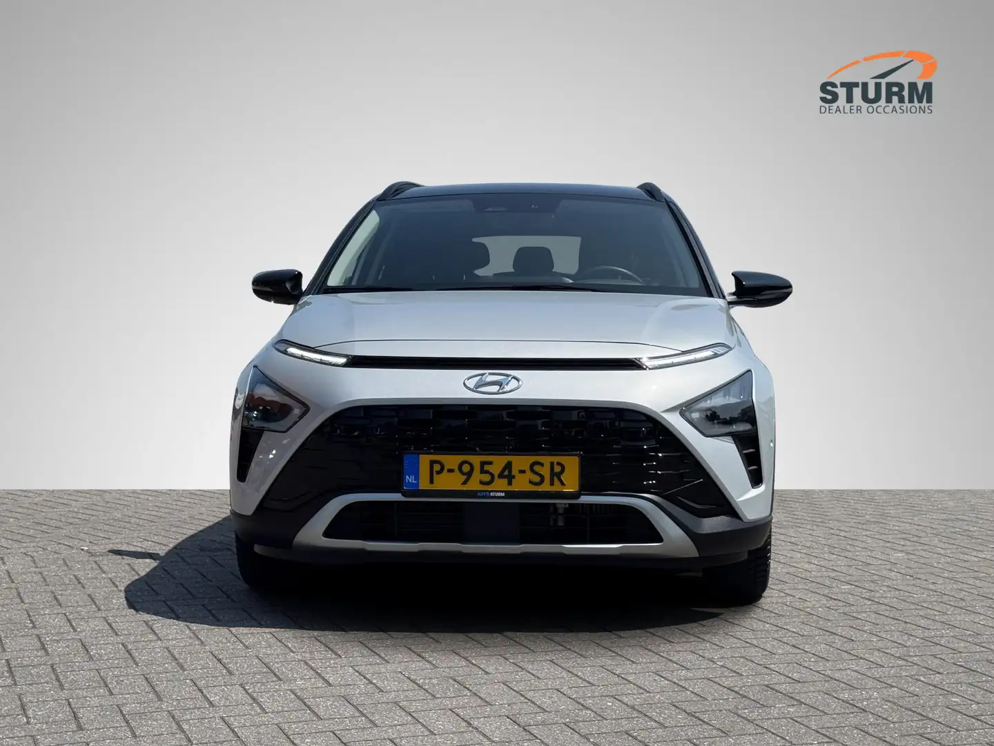 Hyundai BAYON 1.0 T-GDI Premium Automaat | Trekhaak | Navigatie Zilver - 2