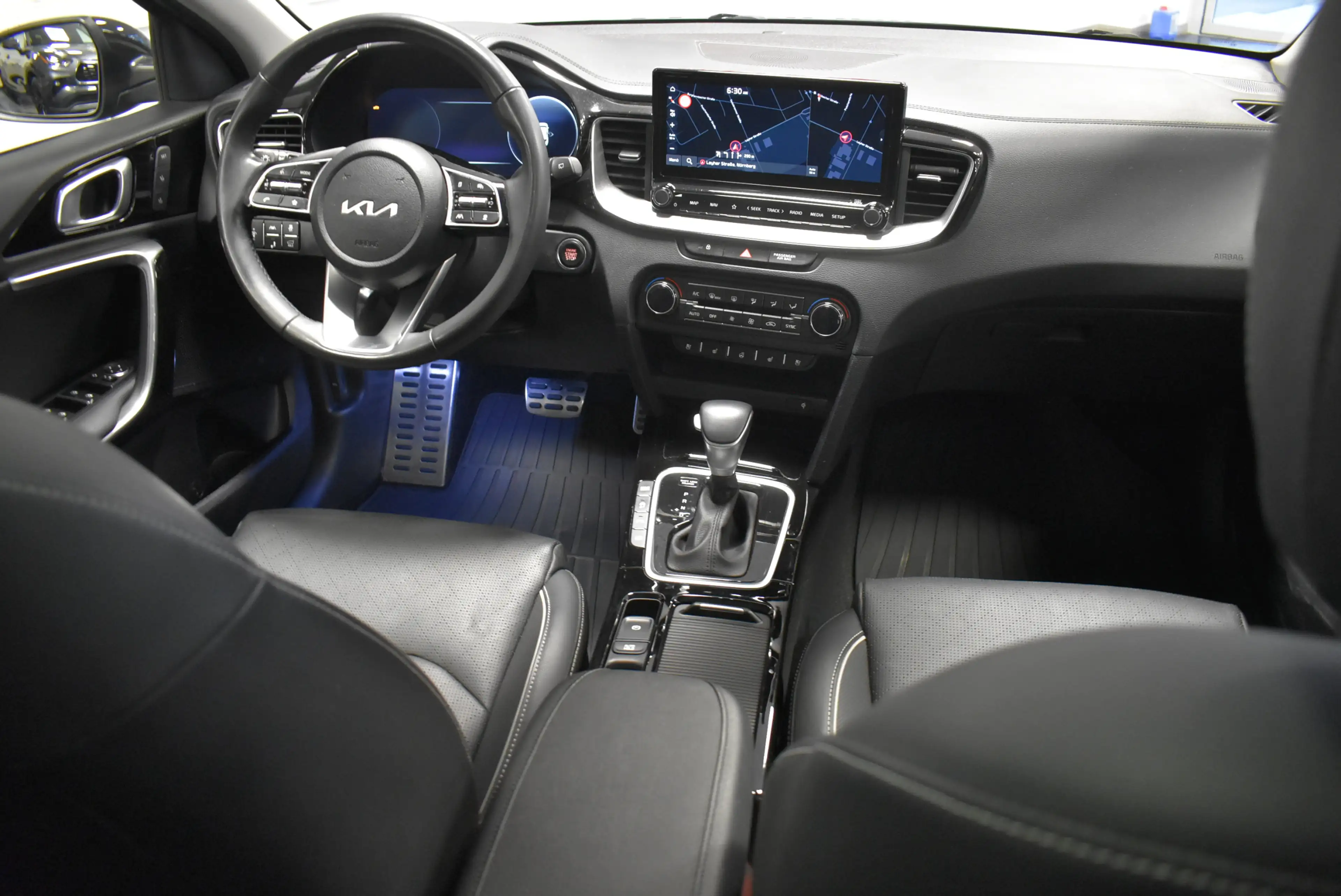 Kia Ceed SW / cee'd SW 1.6 CRDI Platin Aut Lede Panor — photo 5