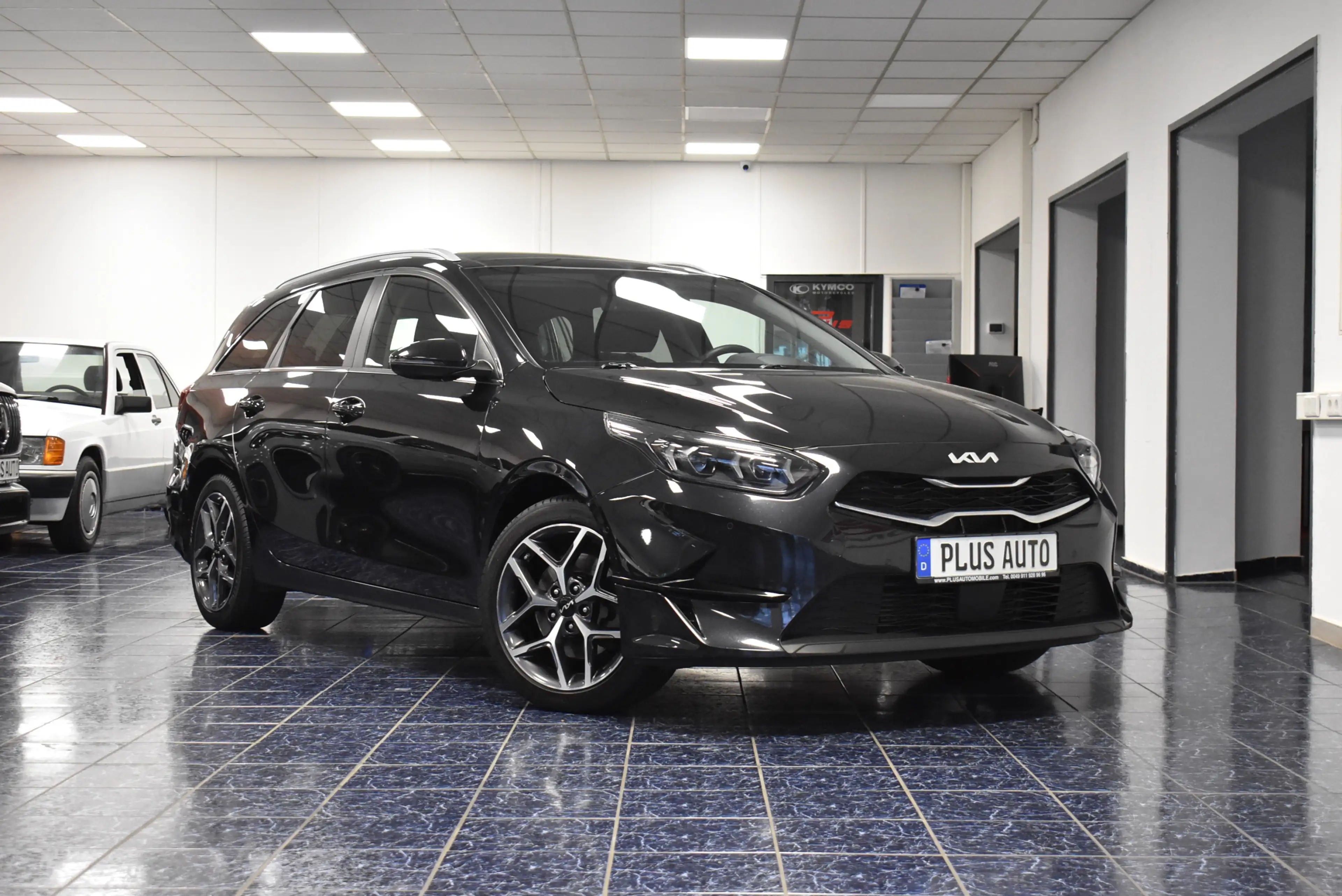 Kia Ceed SW / cee'd SW 1.6 CRDI Platin Aut Lede Panor