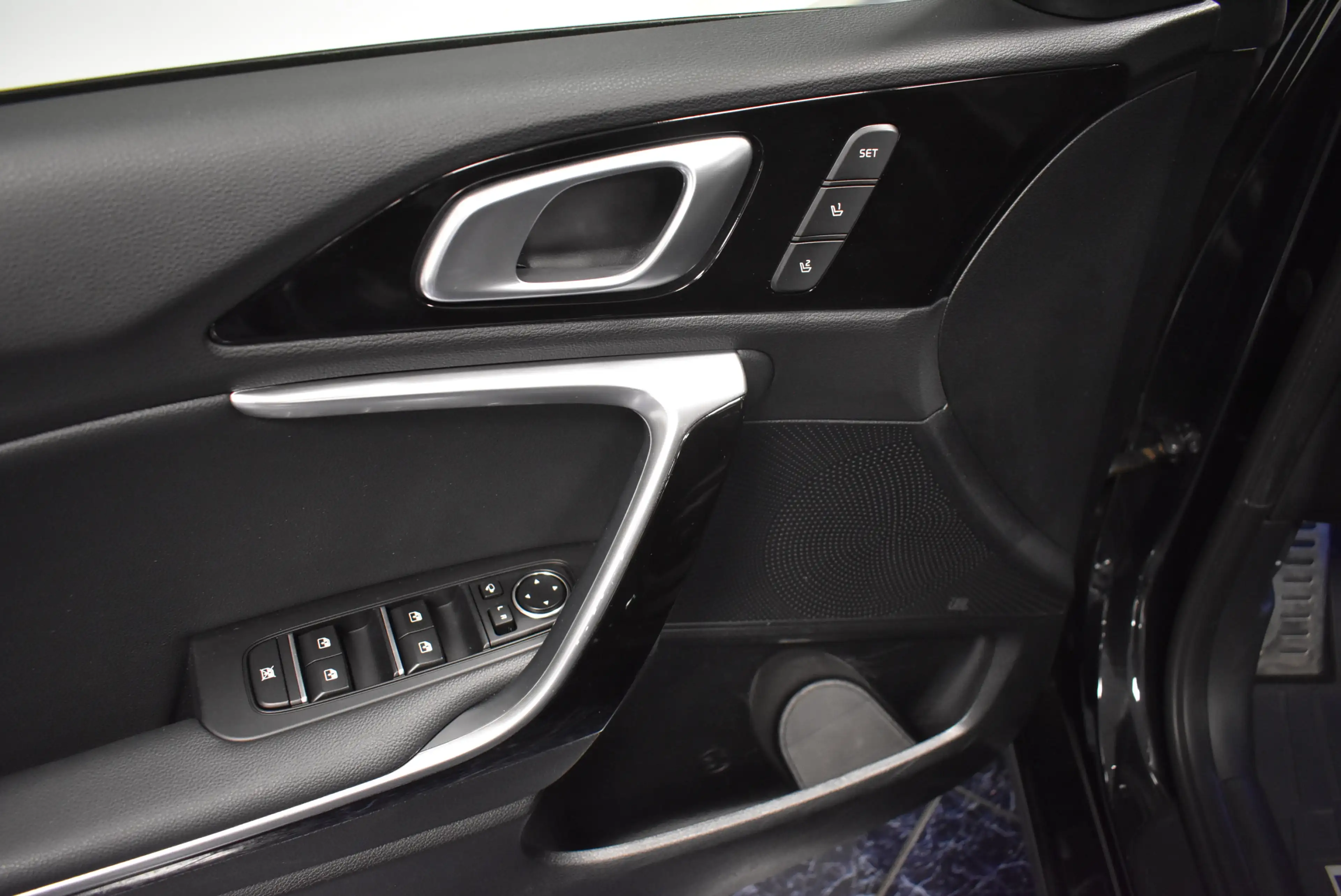 Kia Ceed SW / cee'd SW 1.6 CRDI Platin Aut Lede Panor — photo 15