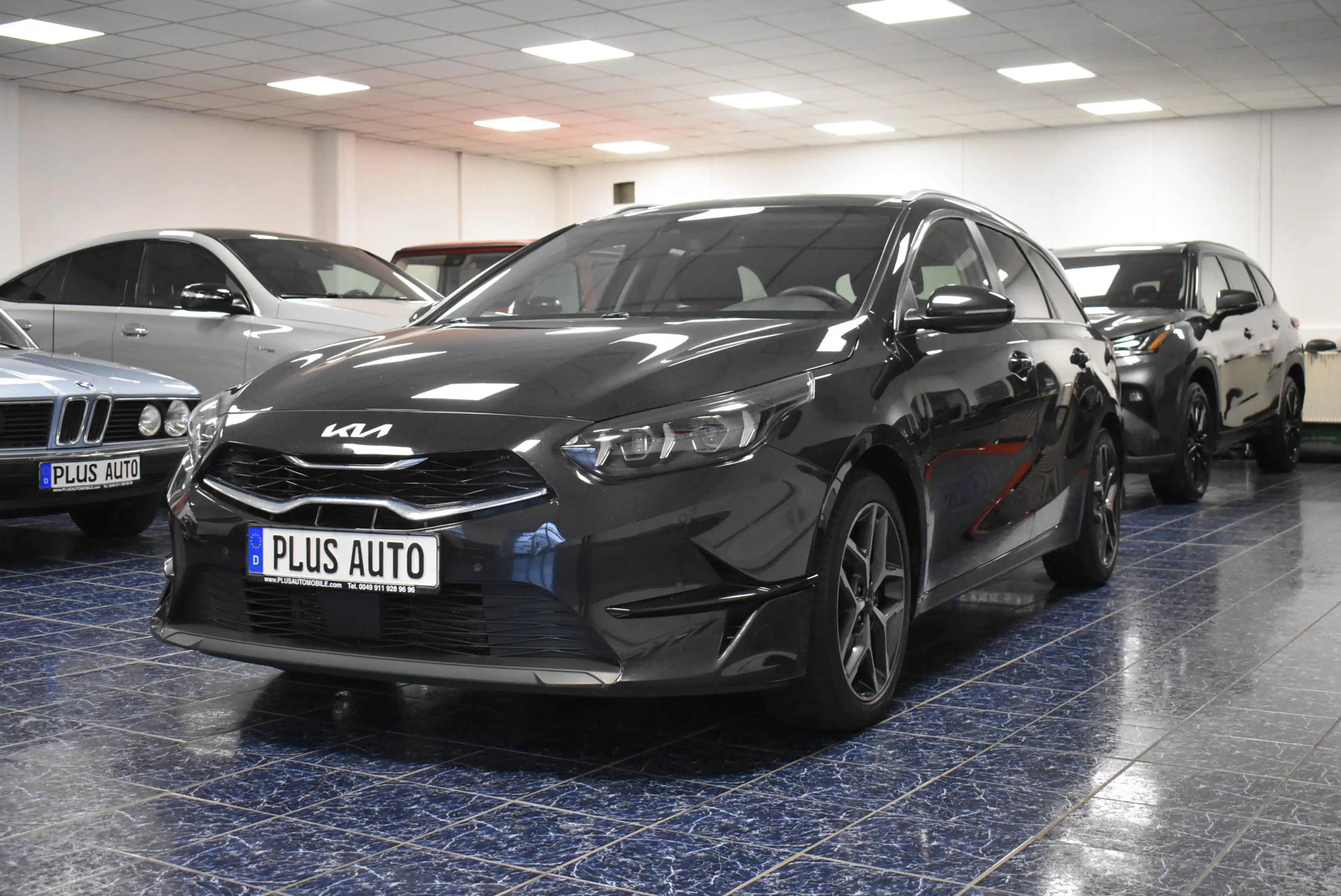 Kia Ceed SW / cee'd SW 1.6 CRDI Platin Aut Lede Panor — photo 4