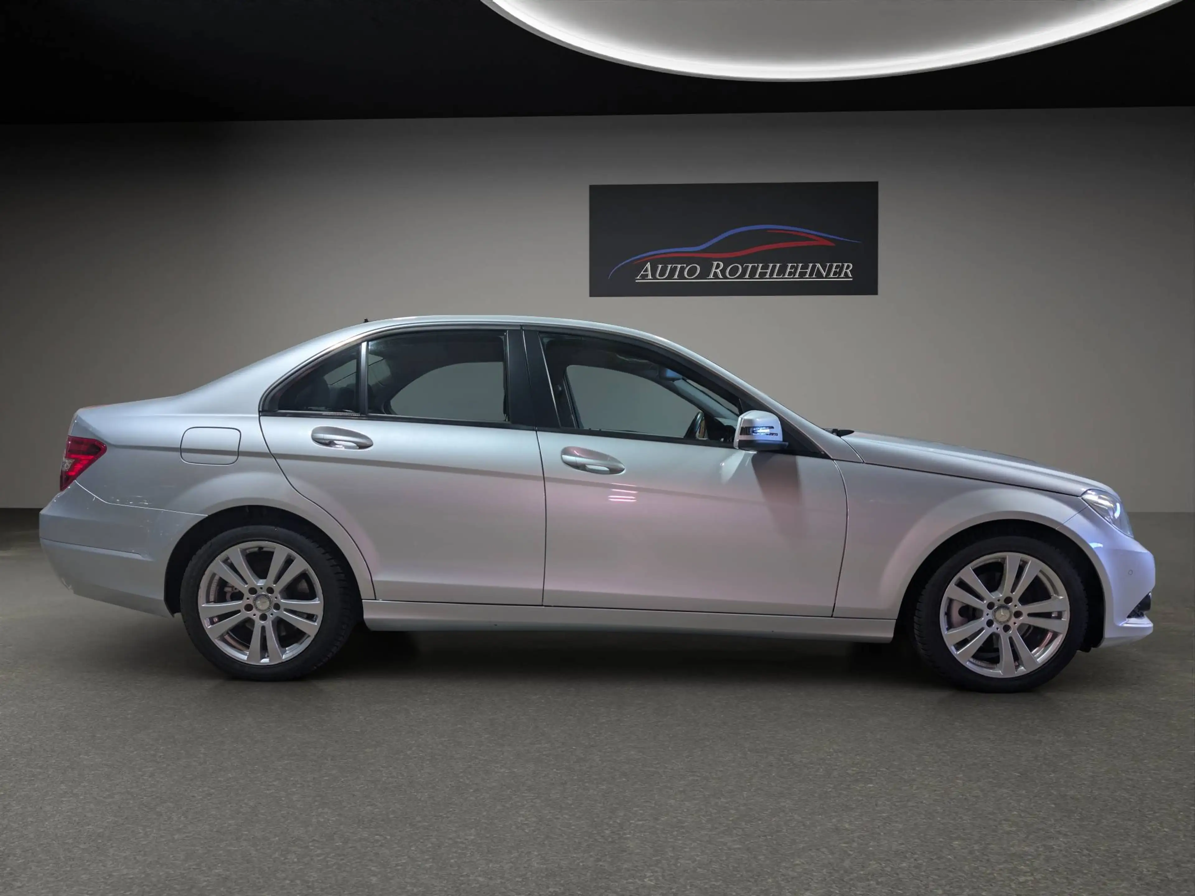 Mercedes-Benz C 250 C 250 CGI Lim. Aut.*TÜV+Service neu*Garantie — photo 6