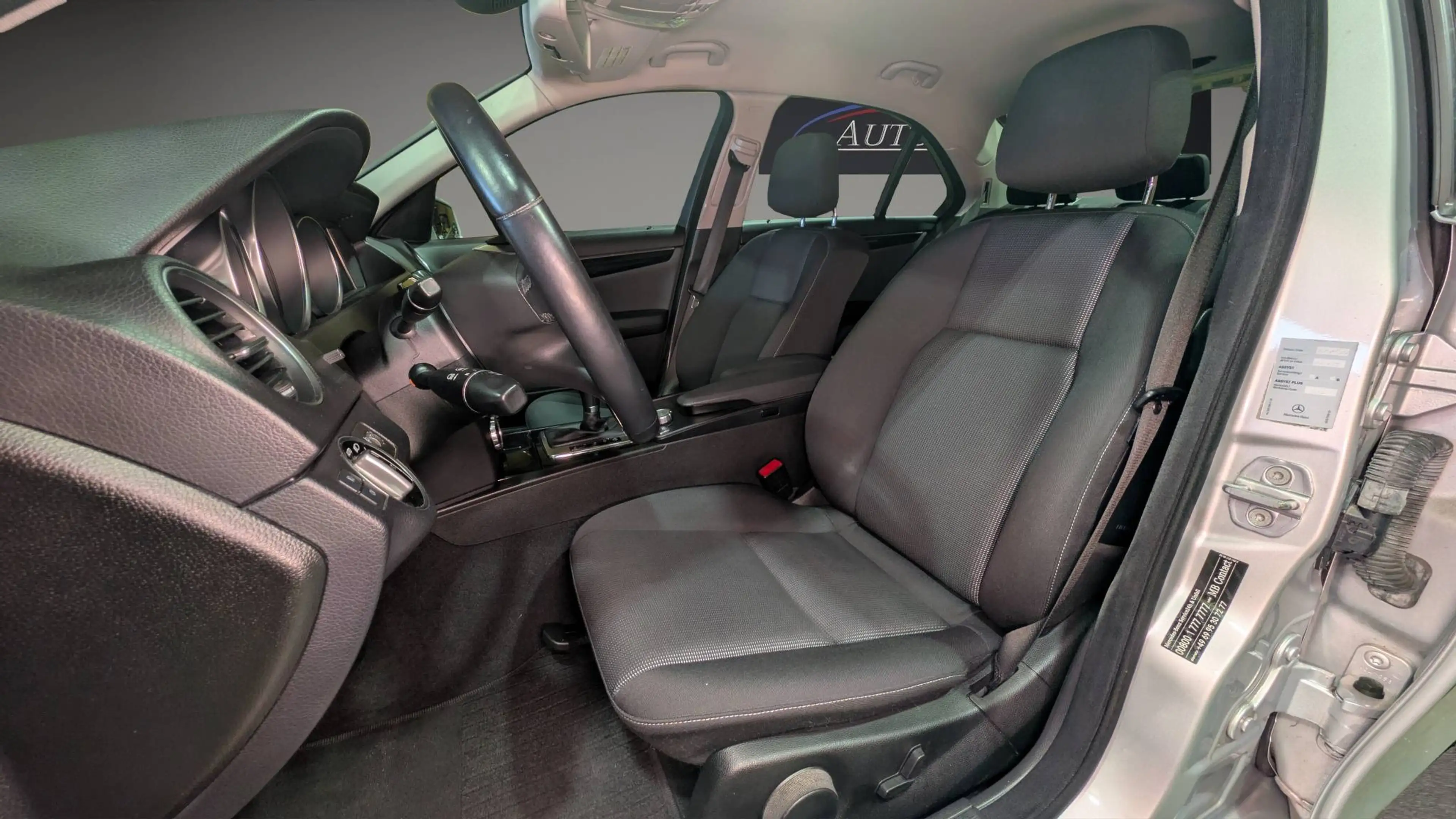 Mercedes-Benz C 250 C 250 CGI Lim. Aut.*TÜV+Service neu*Garantie — photo 10