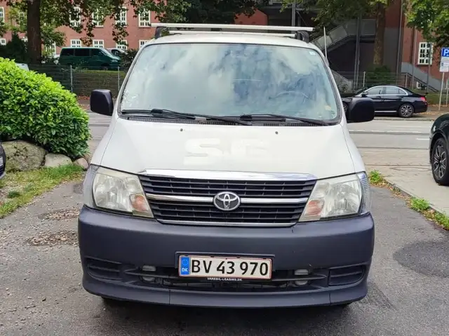 Toyota Hiace Toyota Hiace 2012