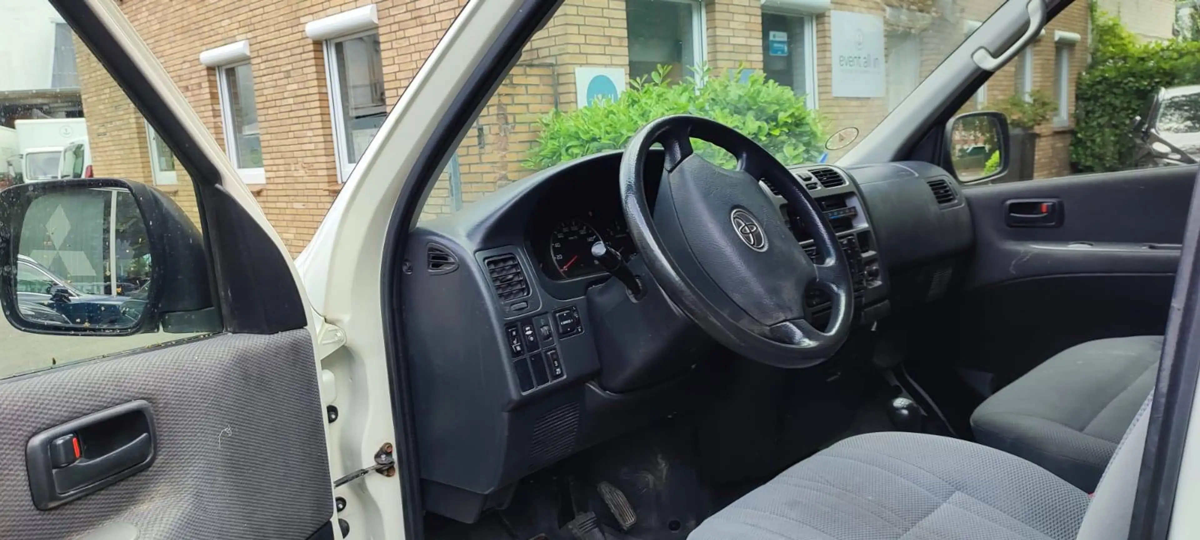 Toyota Hiace Toyota Hiace 2012 — photo 8