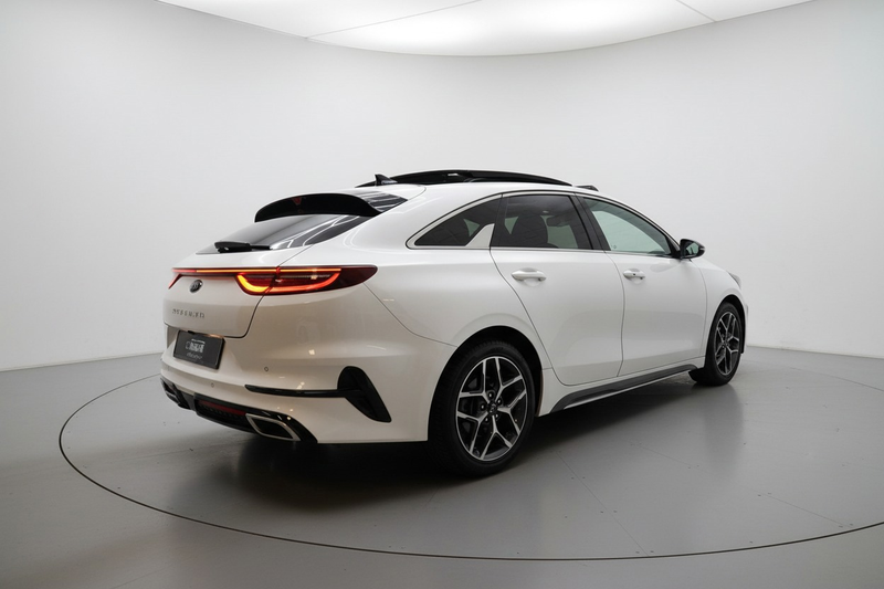 Kia ProCeed / pro_cee'd 1.4 T-GDI GT-Line PANO KEYLESS CAMERA STOELV — photo 6
