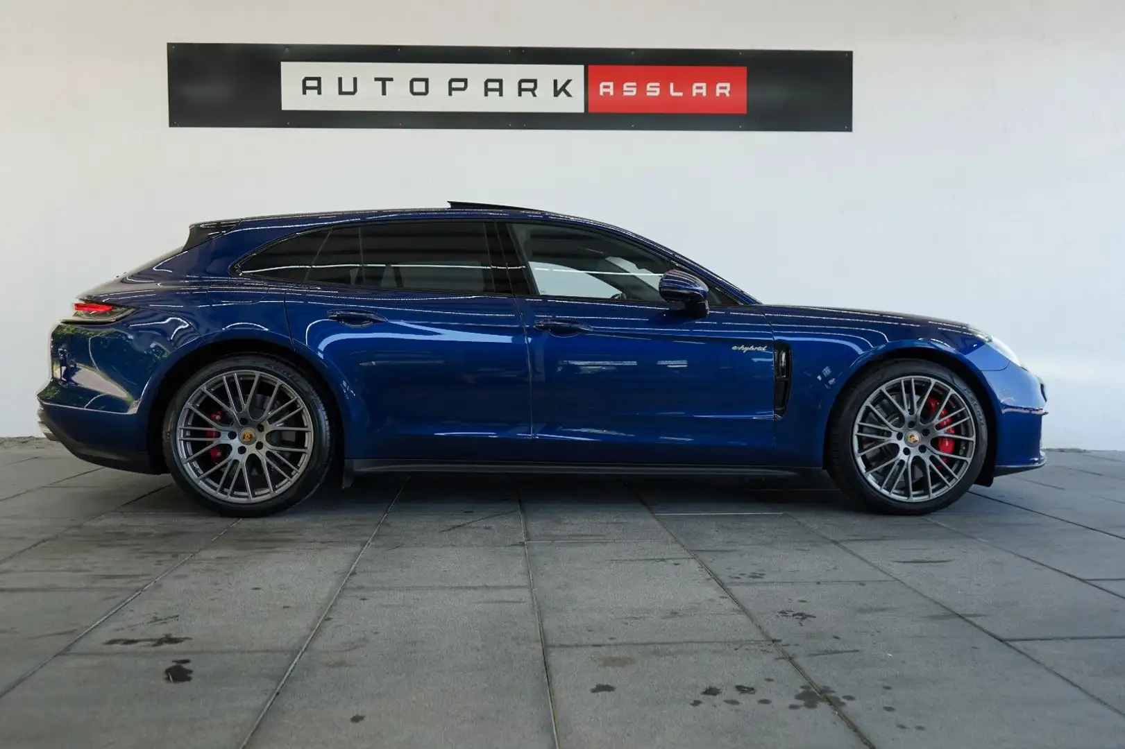 Porsche Panamera Sport Turismo 4 S E-Hybrid*MEGA-SPEC !! Blau - 2