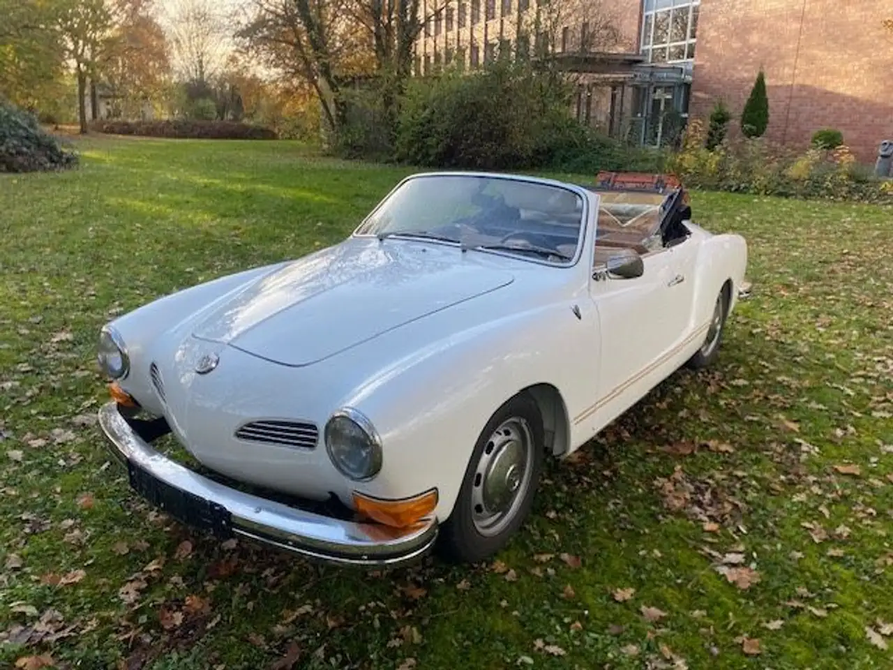 Volkswagen Karmann Ghia