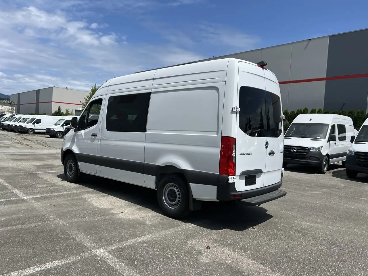 Mercedes-Benz Sprinter снимка Mercedes-Benz Sprinter