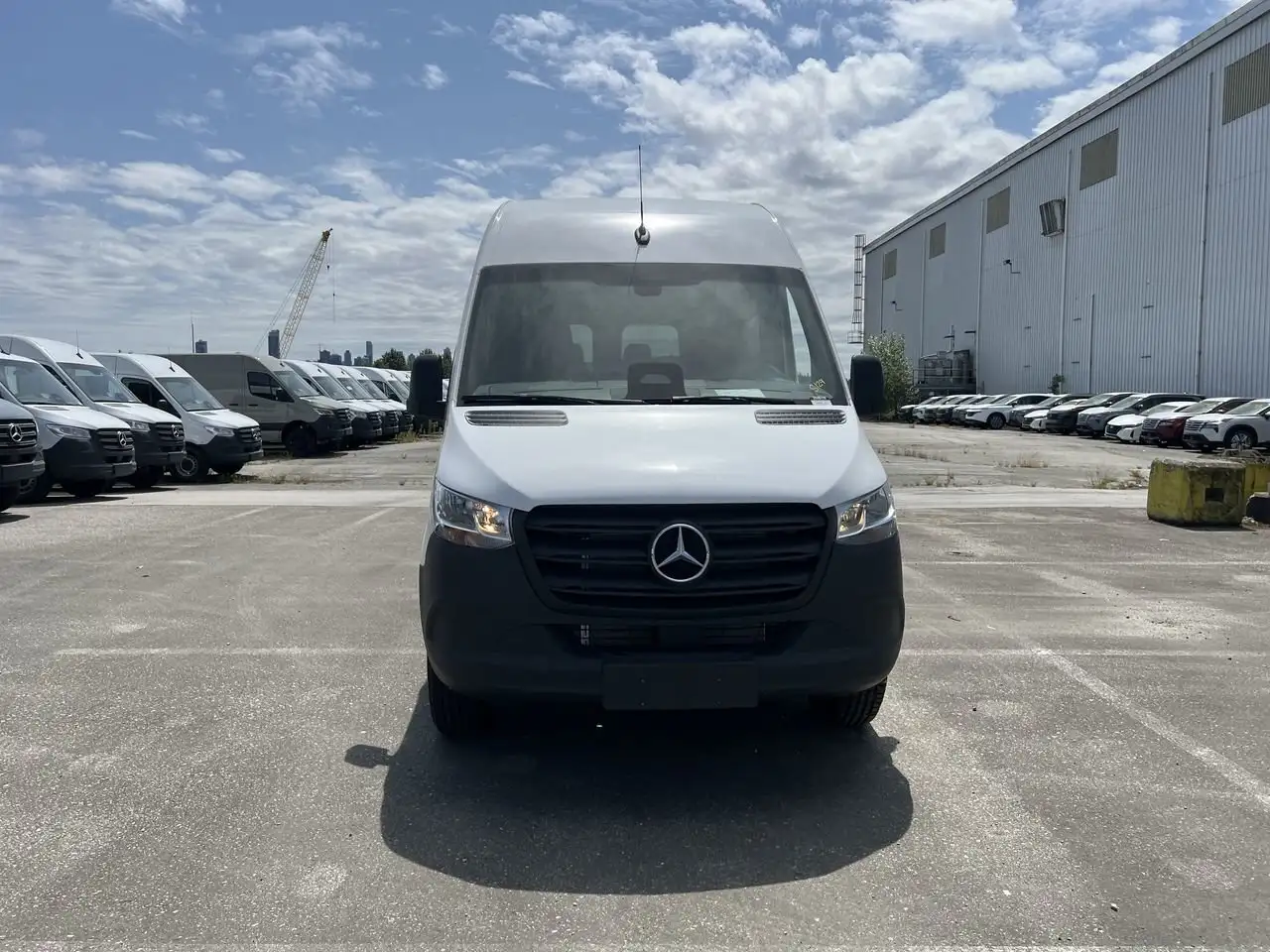 Mercedes-Benz Sprinter снимка Mercedes-Benz Sprinter