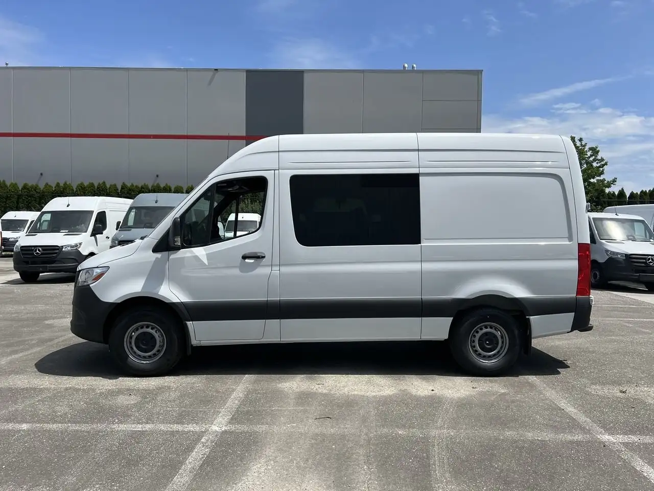 Mercedes-Benz Sprinter снимка Mercedes-Benz Sprinter