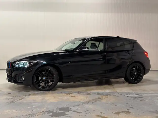 BMW 120 1-serie 120i Edition Sport Line Shadow High Execut